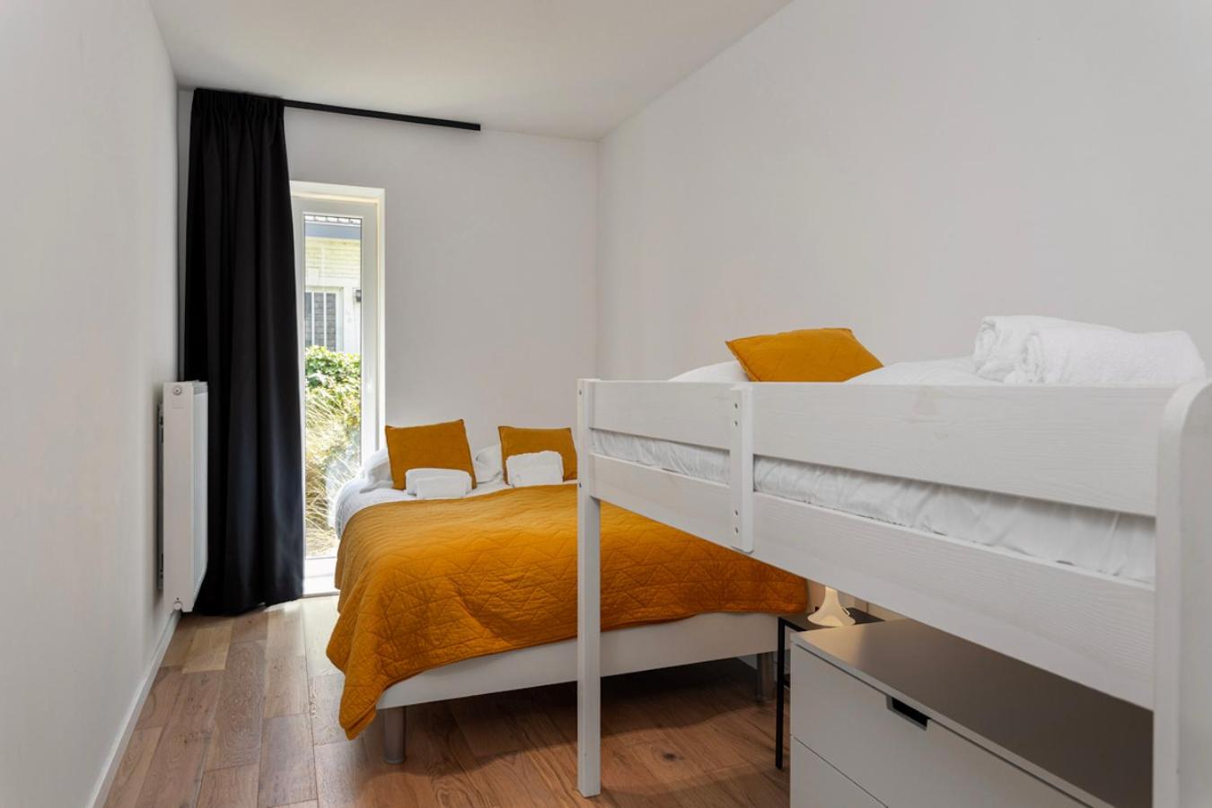 Apartment - Ground Floor photo 2