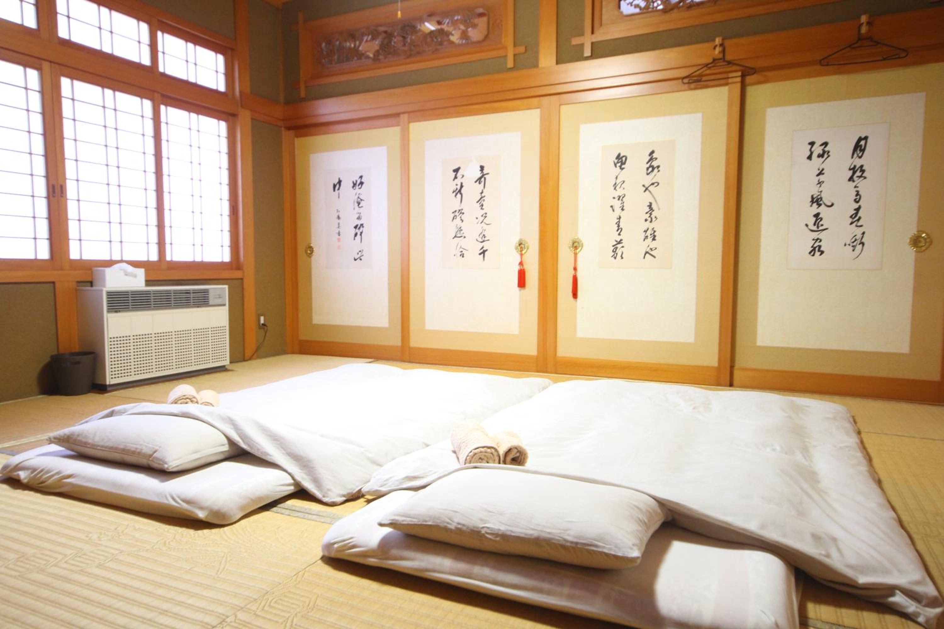 Standard Twin Room photo 2