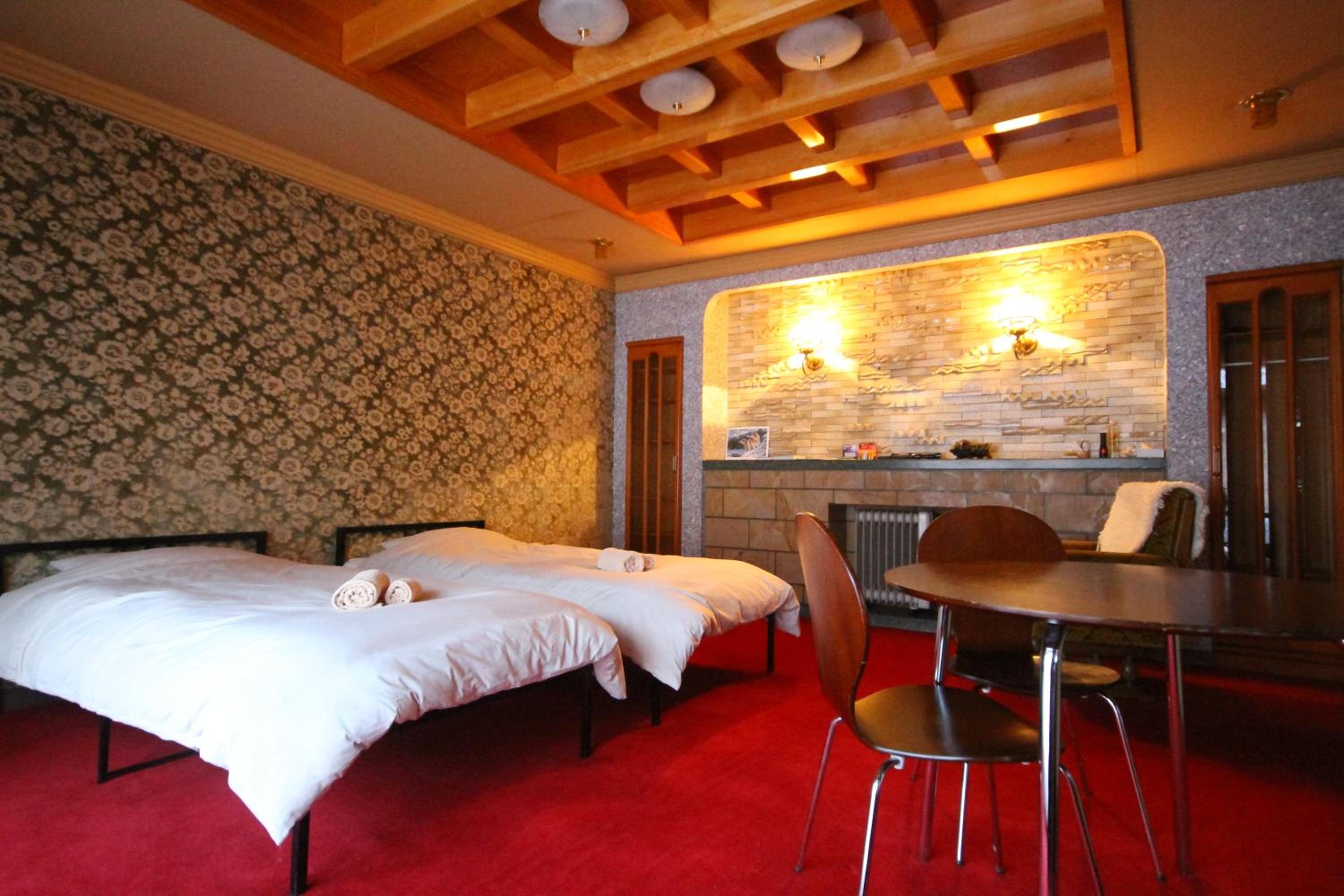Standard Twin Room photo 2