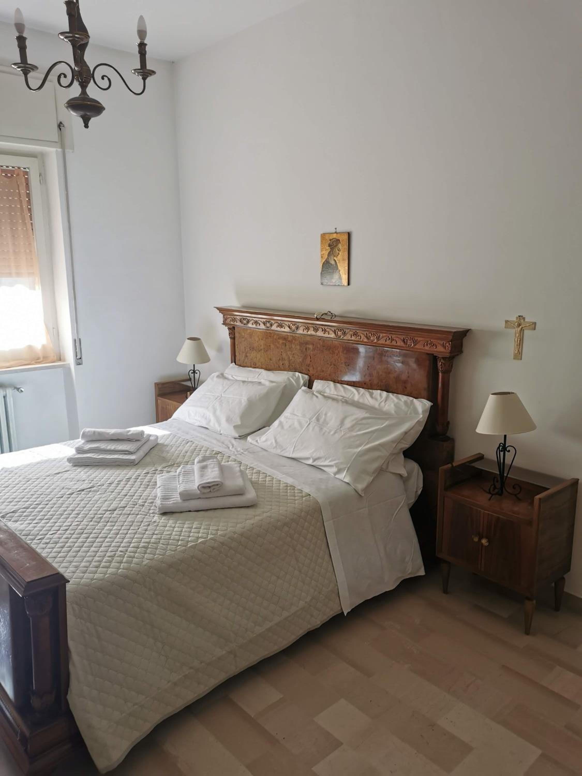 Three-Bedroom Apartment photo 1