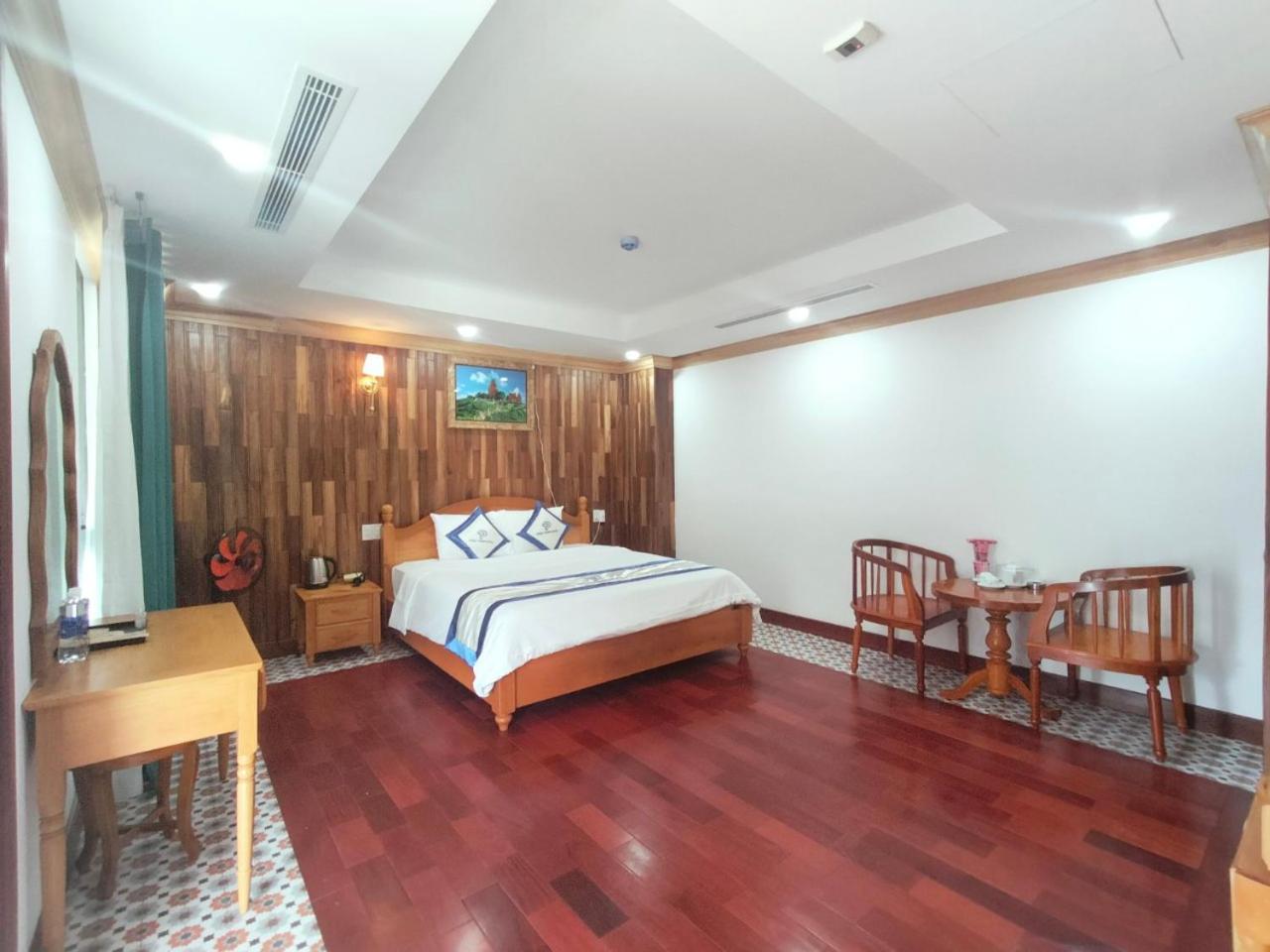 Standard Double Room photo 3