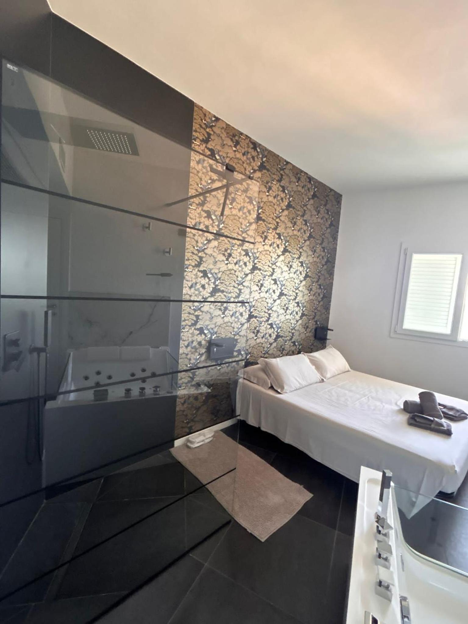 Deluxe Double Room with Sea View
