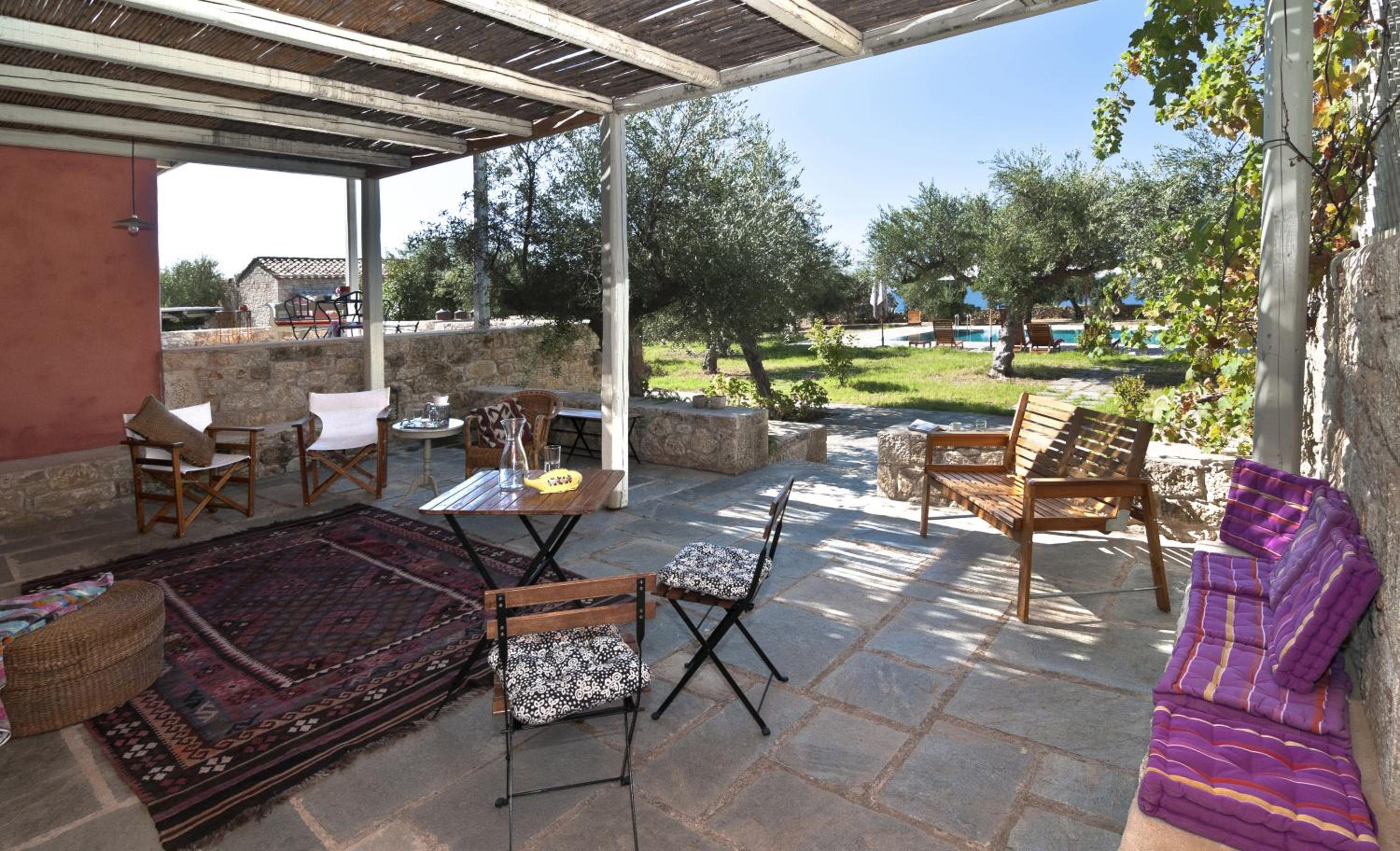 Deluxe Bungalow with Sea View (4 Adults) photo 2