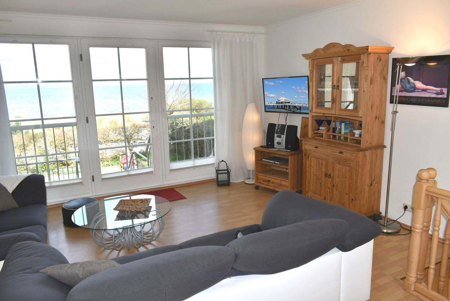 Two-Bedroom Apartment with Shower  photo 1