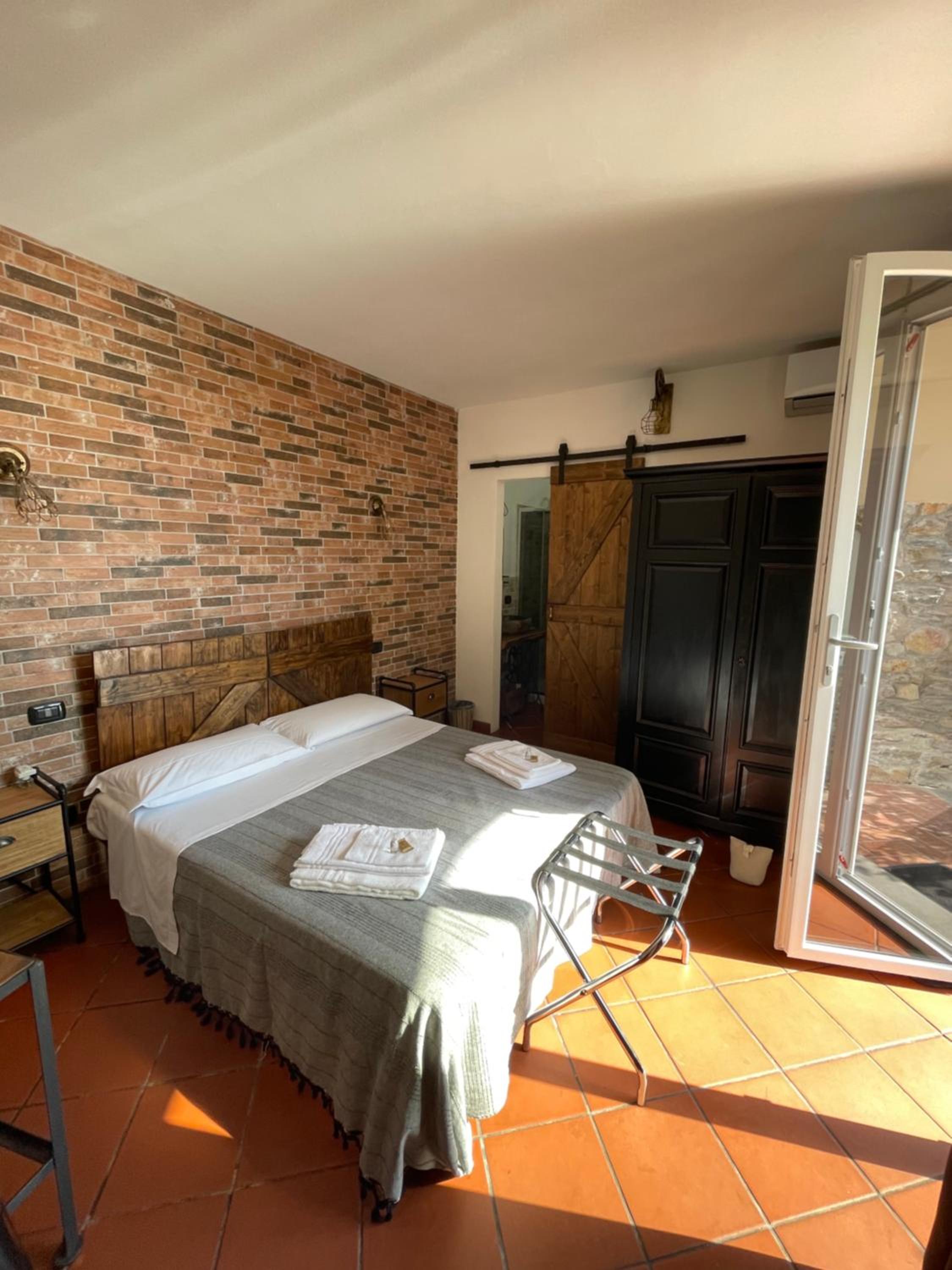 Double Room - Photo 1