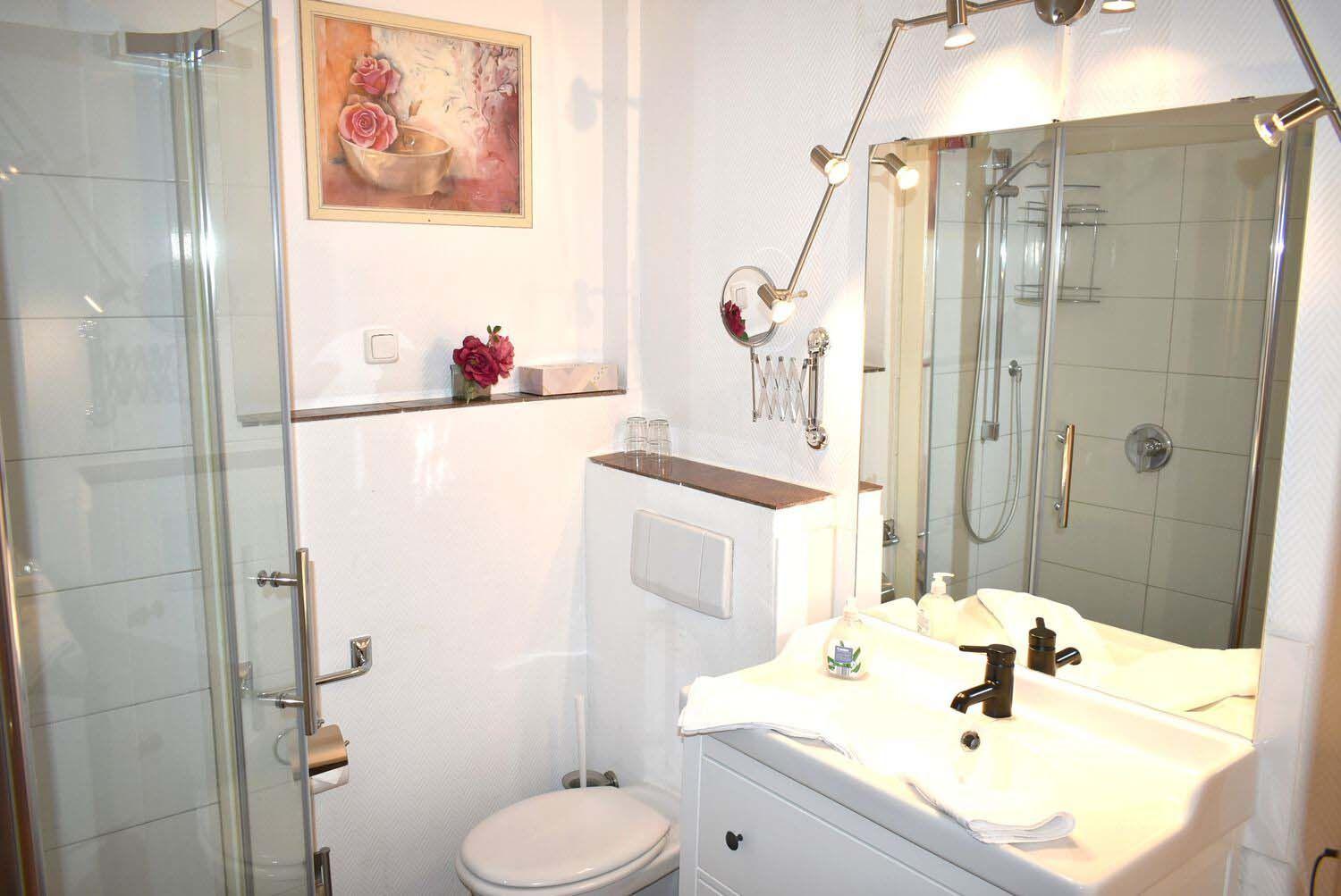 One-Bedroom Apartment with Sea View photo 3