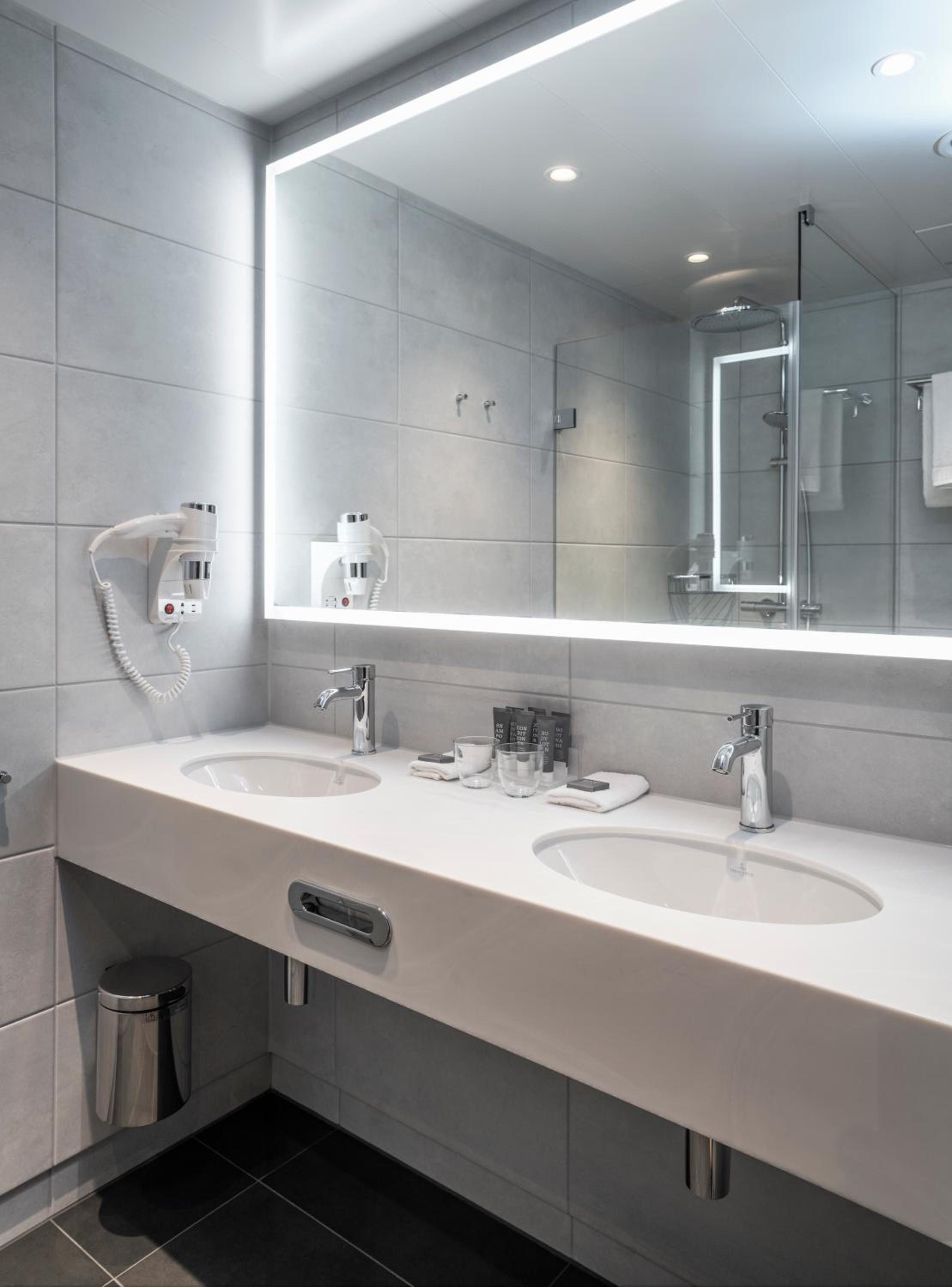 Business Double Room with Gym Access - Photo 5
