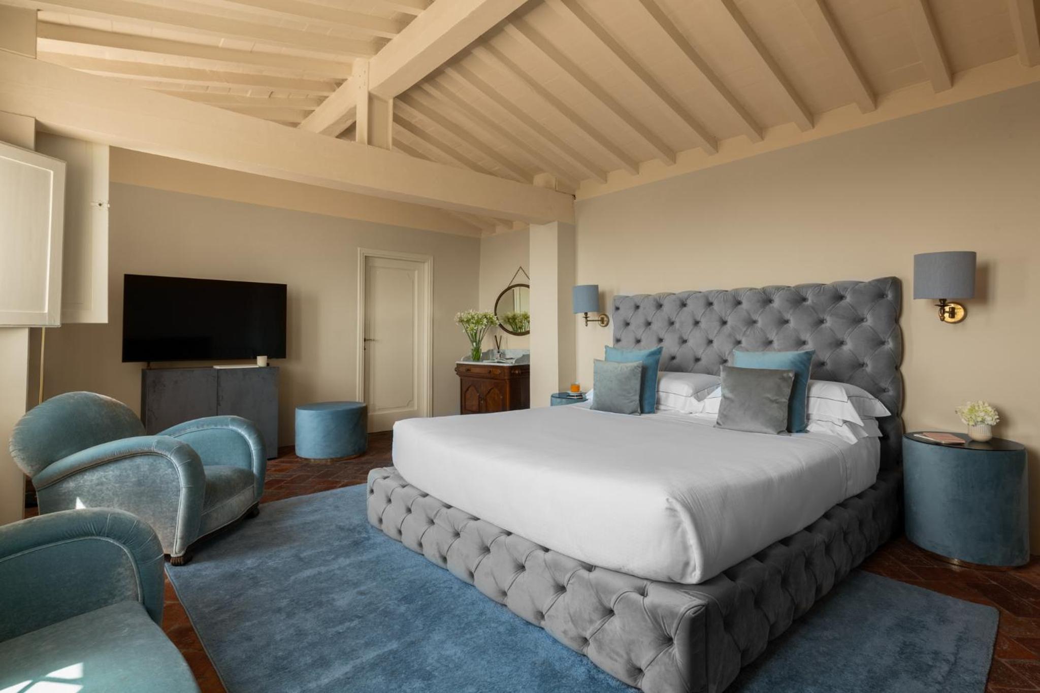 Suite with City View