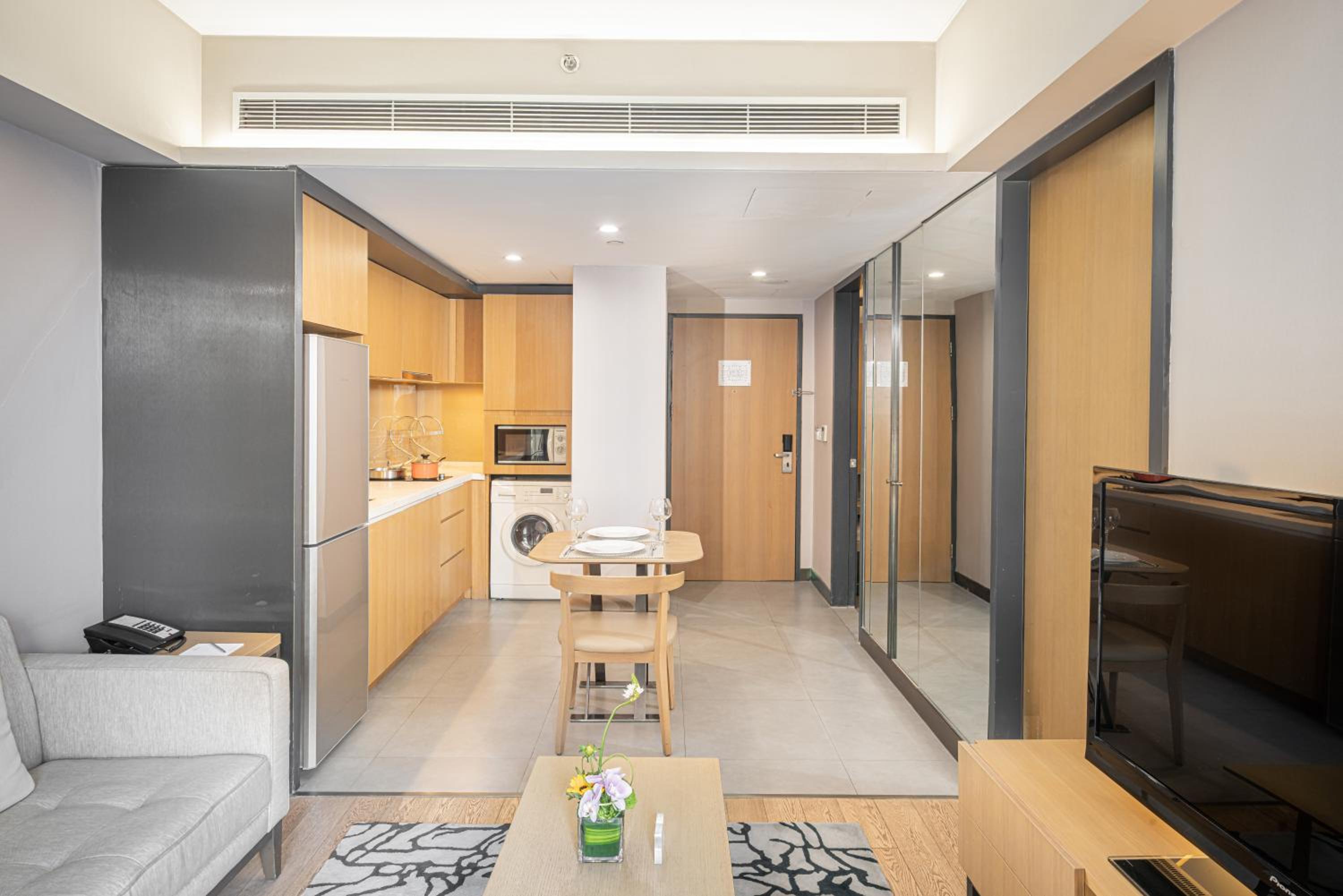 One-Bedroom Apartment Suite