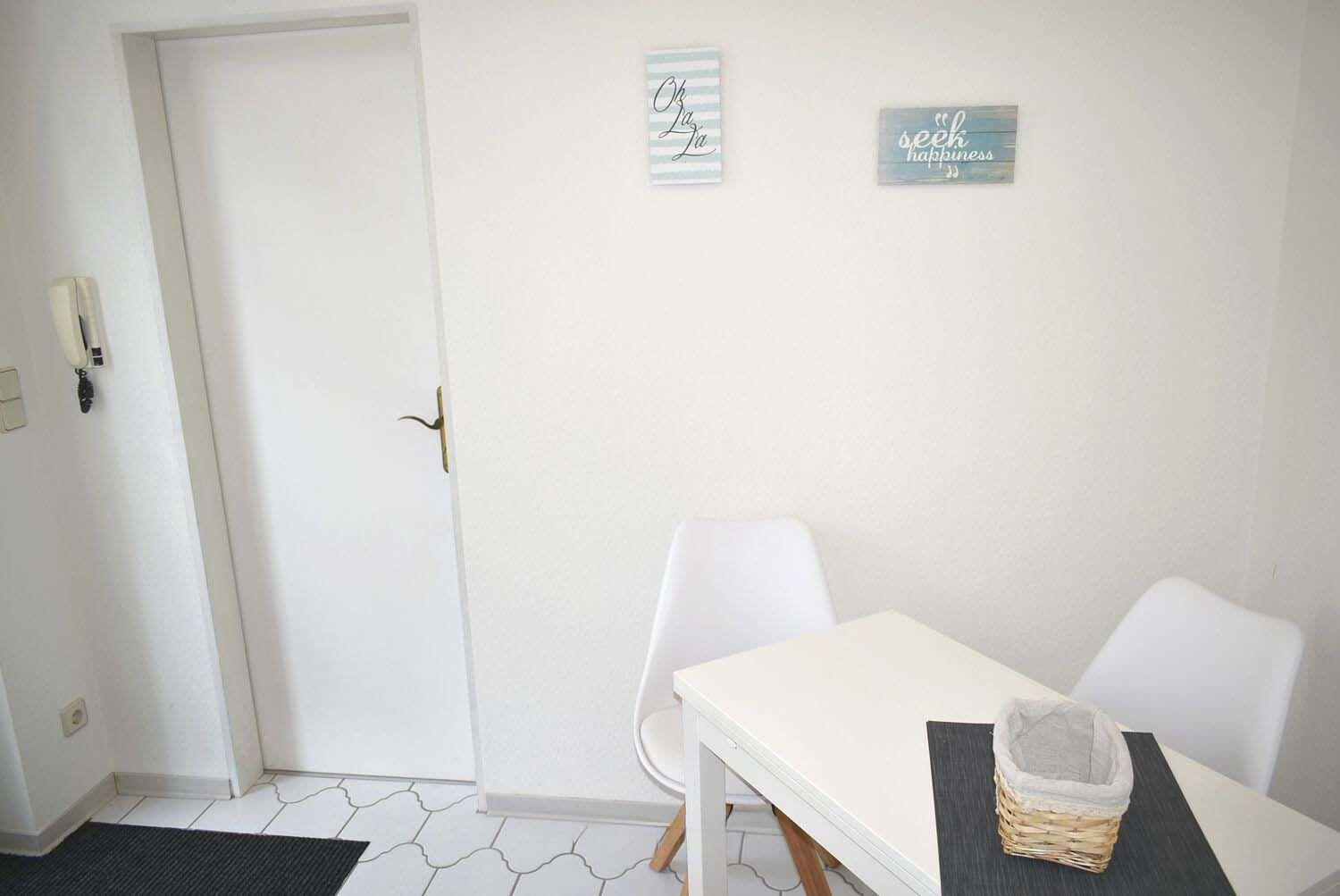 One-Bedroom Apartment with Sea View photo 3