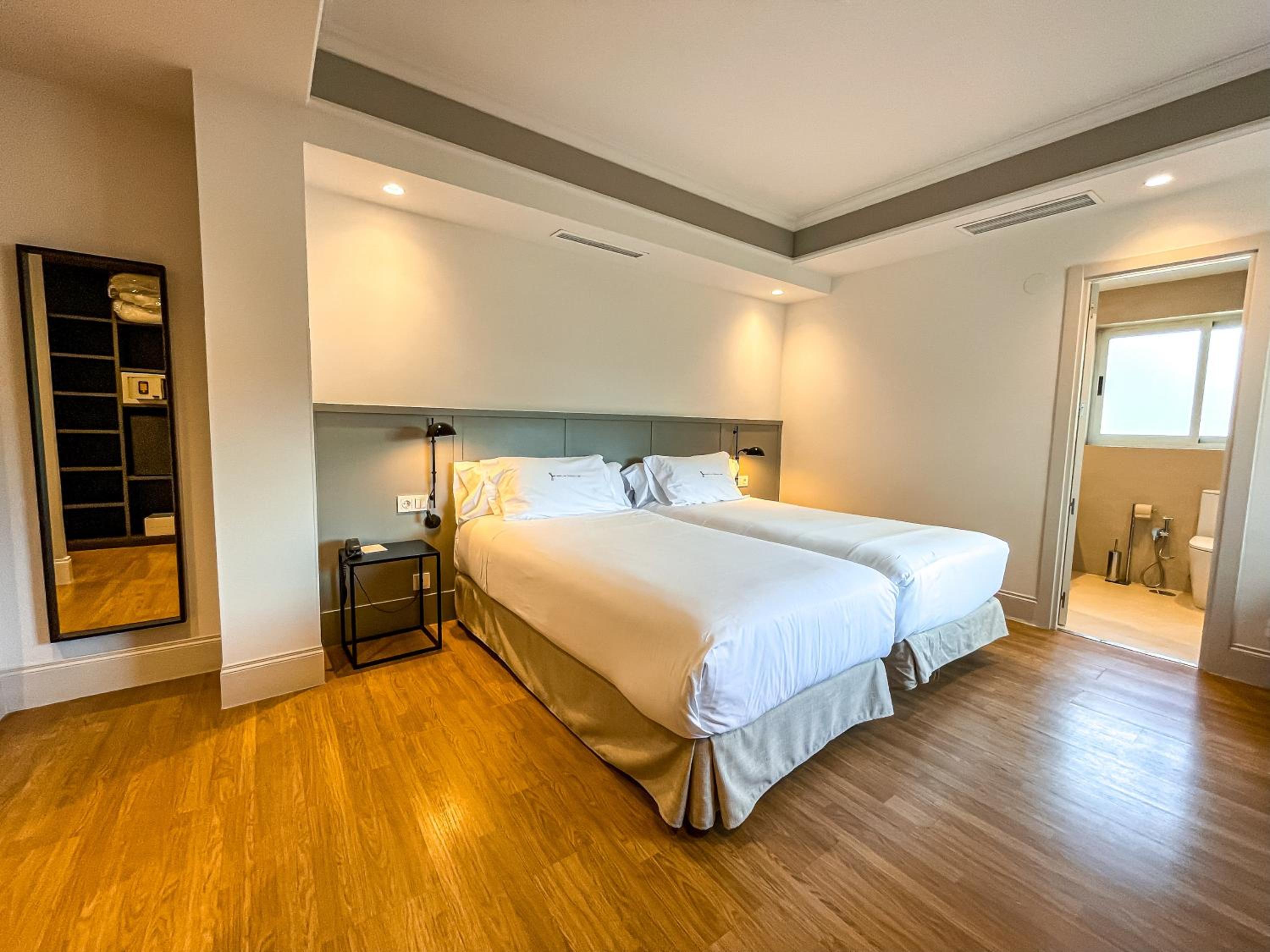 Habitación Estándar con Dos Camas Individuales