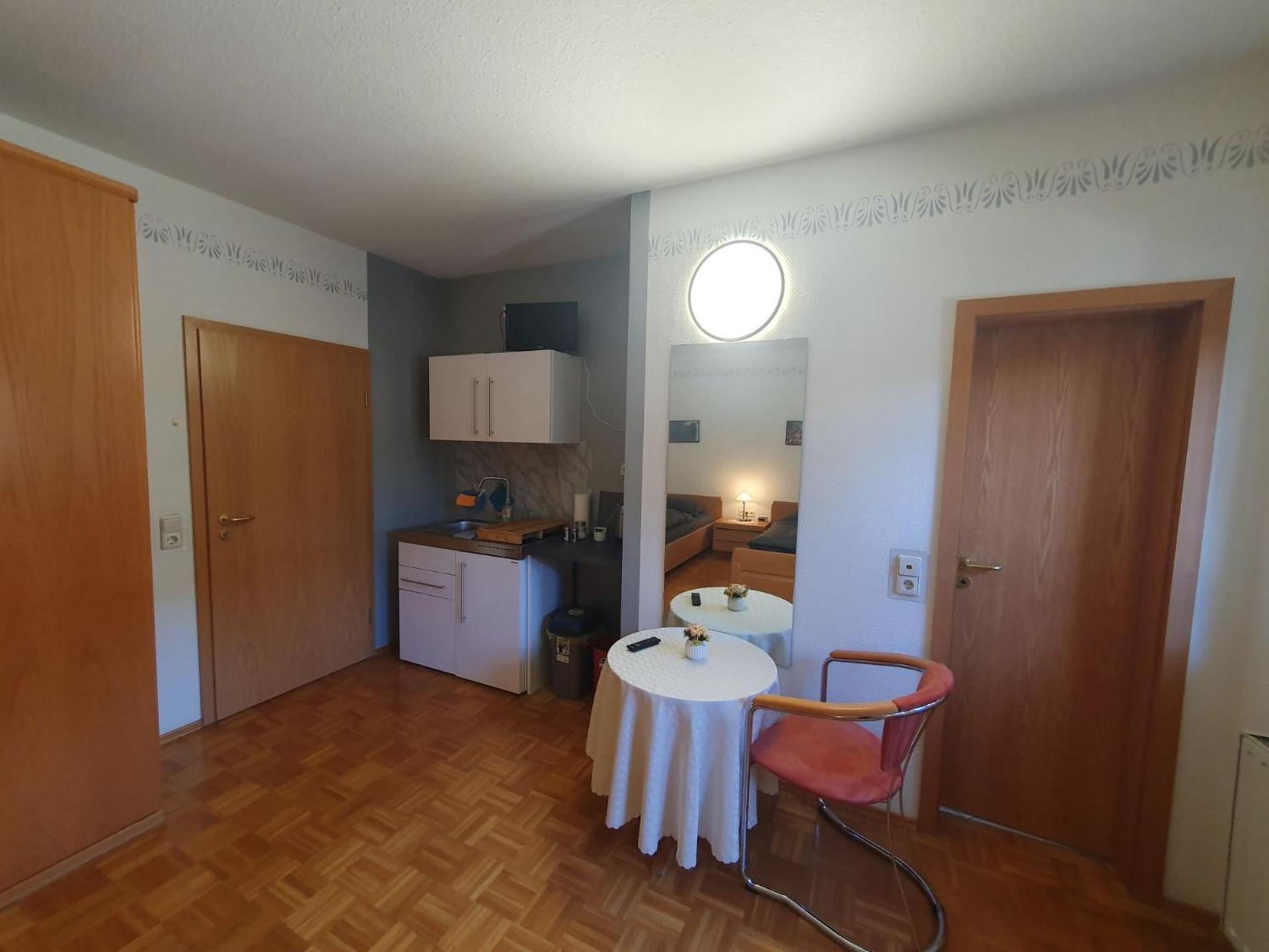 One-Bedroom Apartment photo 2