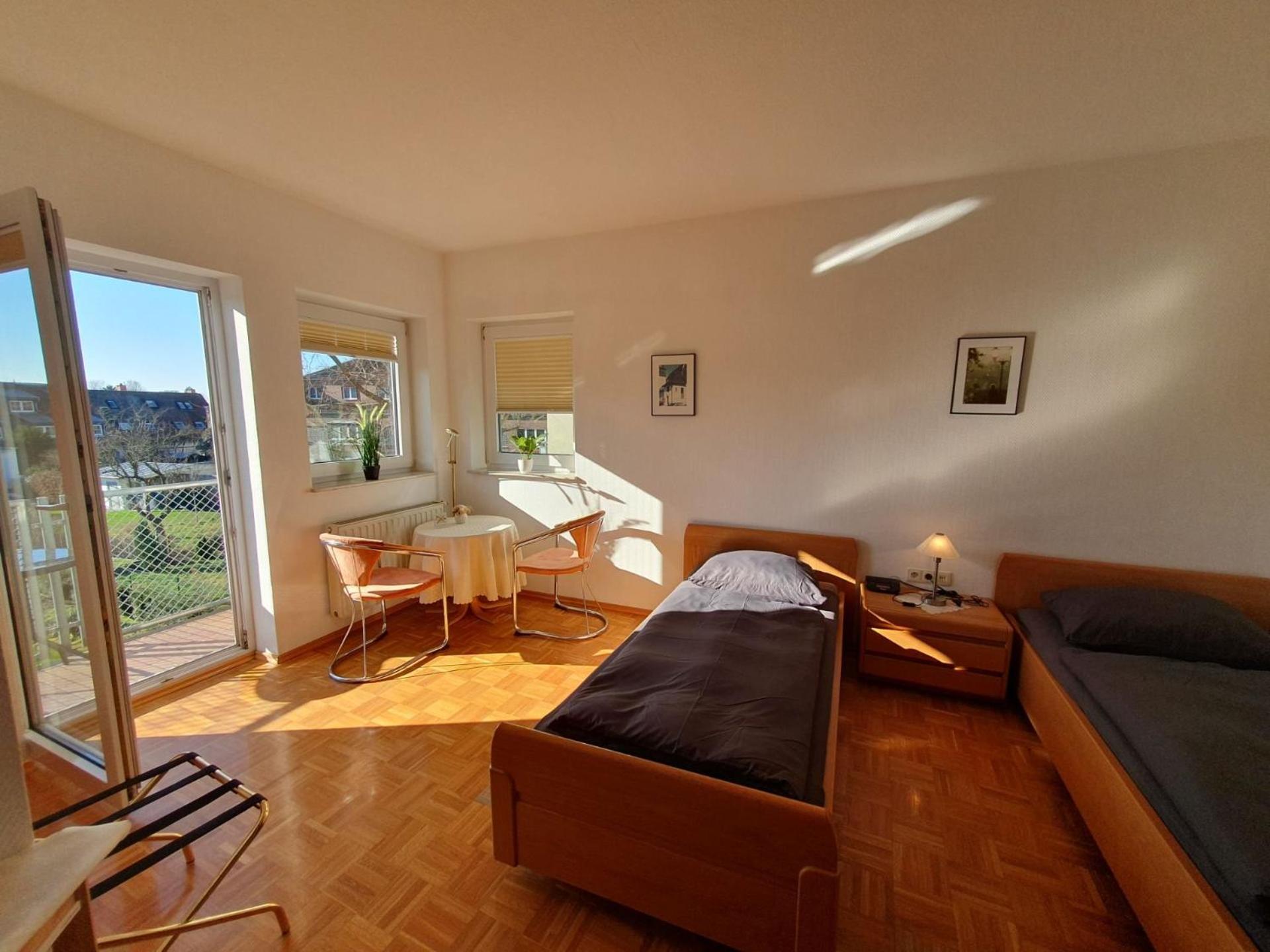 Apartment with Balcony photo 1