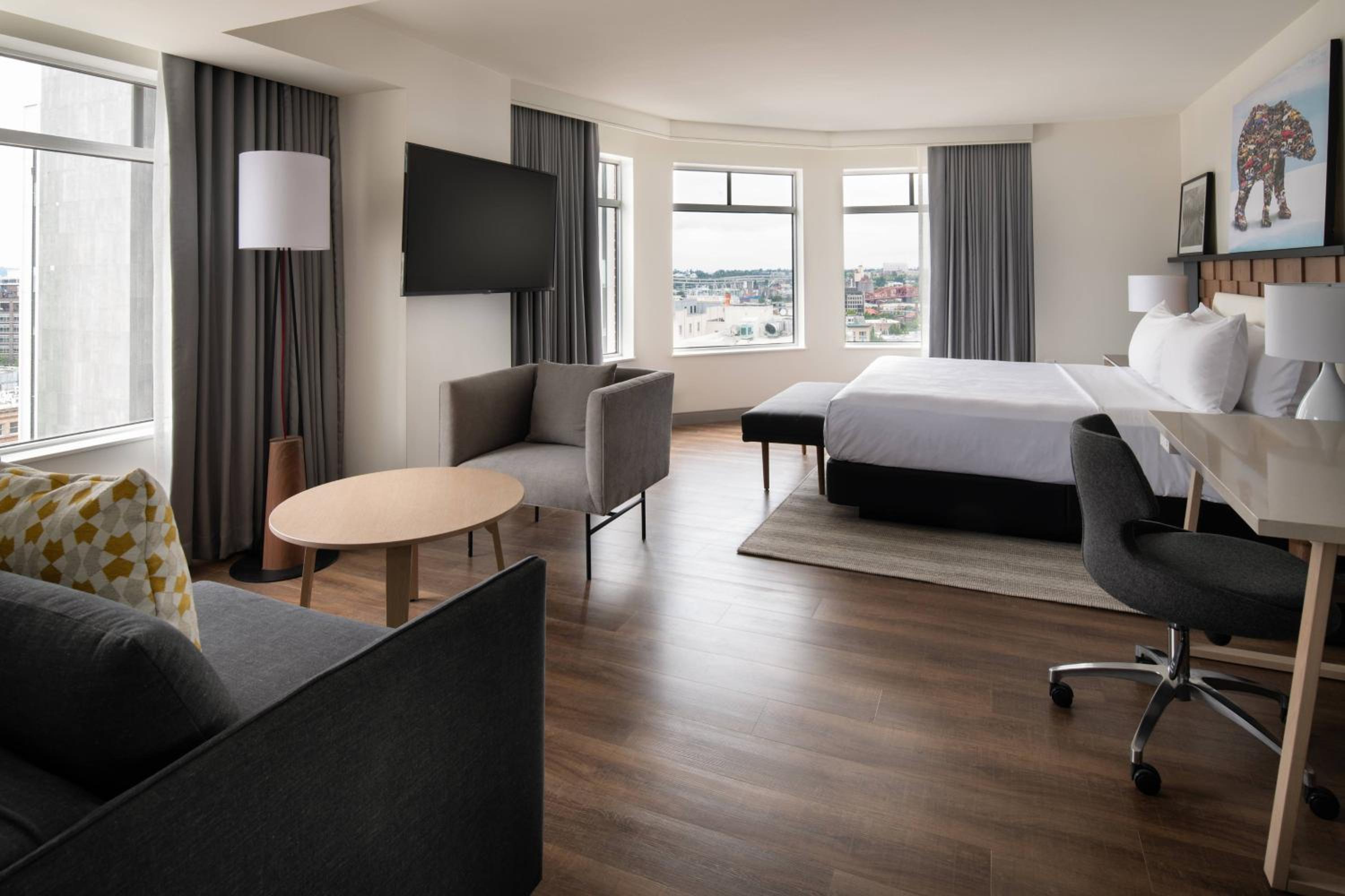 Corner King Room - Photo 3
