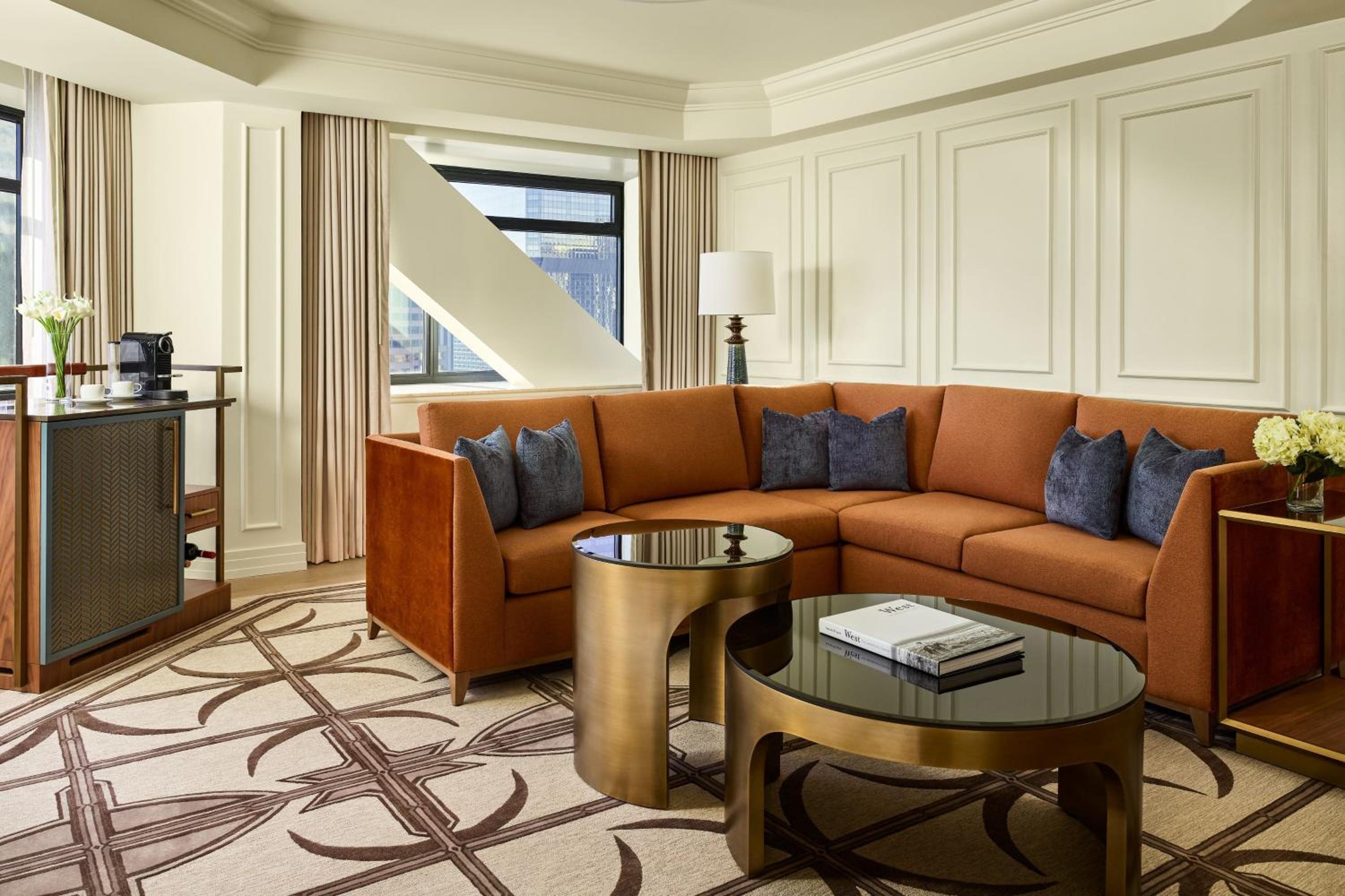 The Ritz-Carlton Suite - One-Bedroom King Suite - High Floor - Photo 7