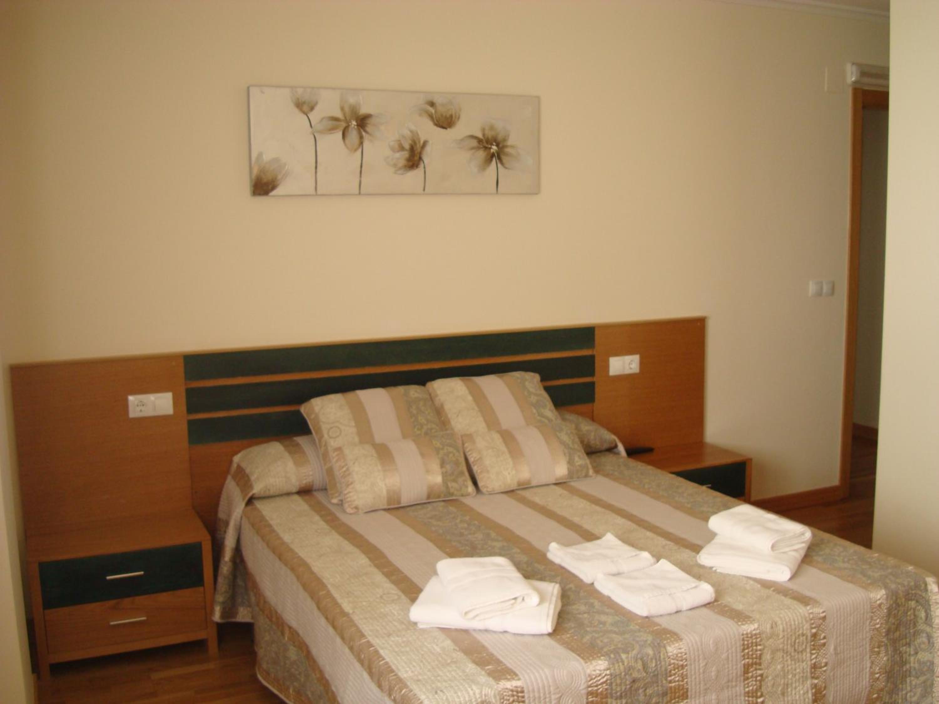 Standard Queen Room - Photo 1