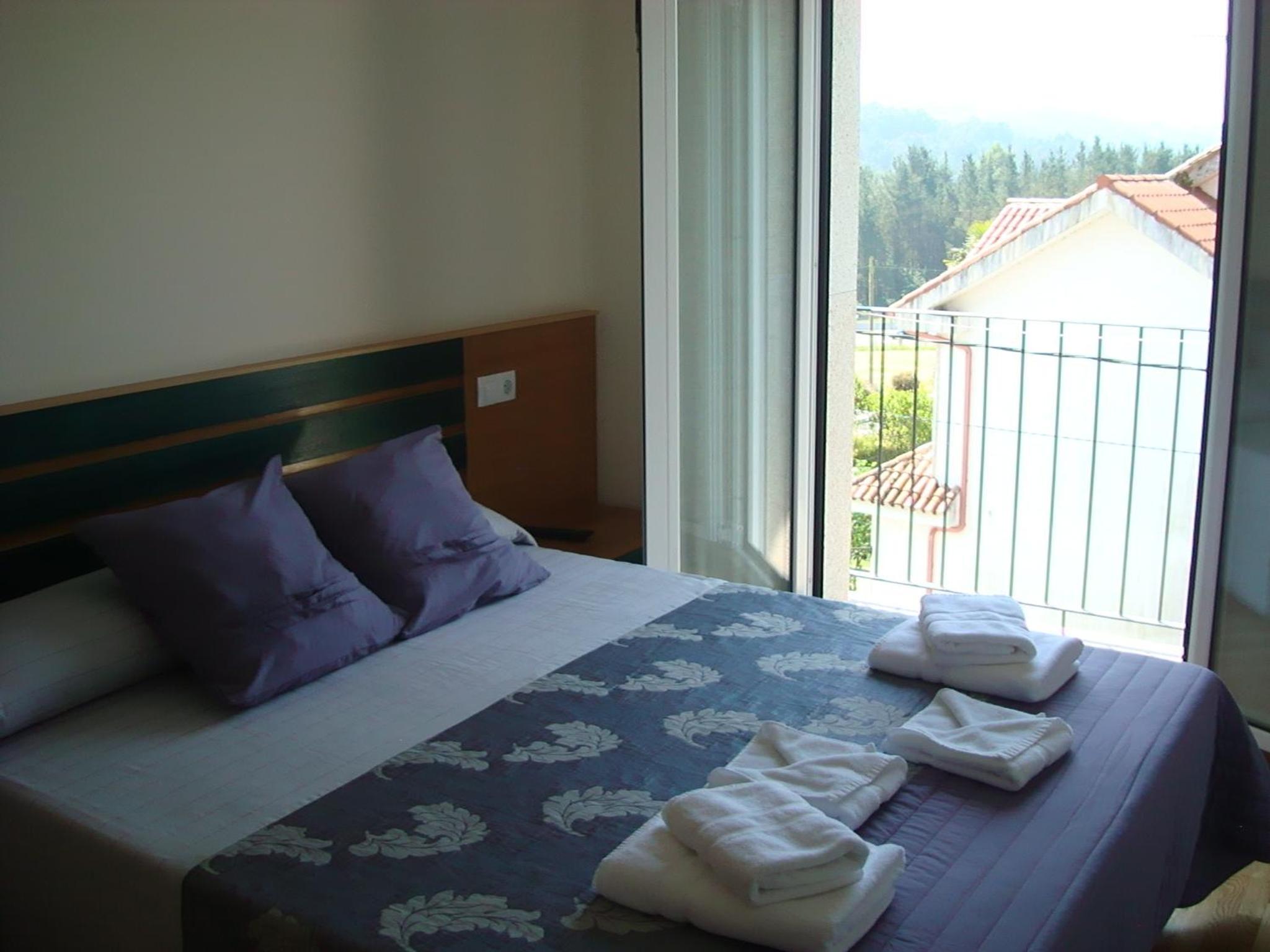 Standard Queen Room - Photo 10