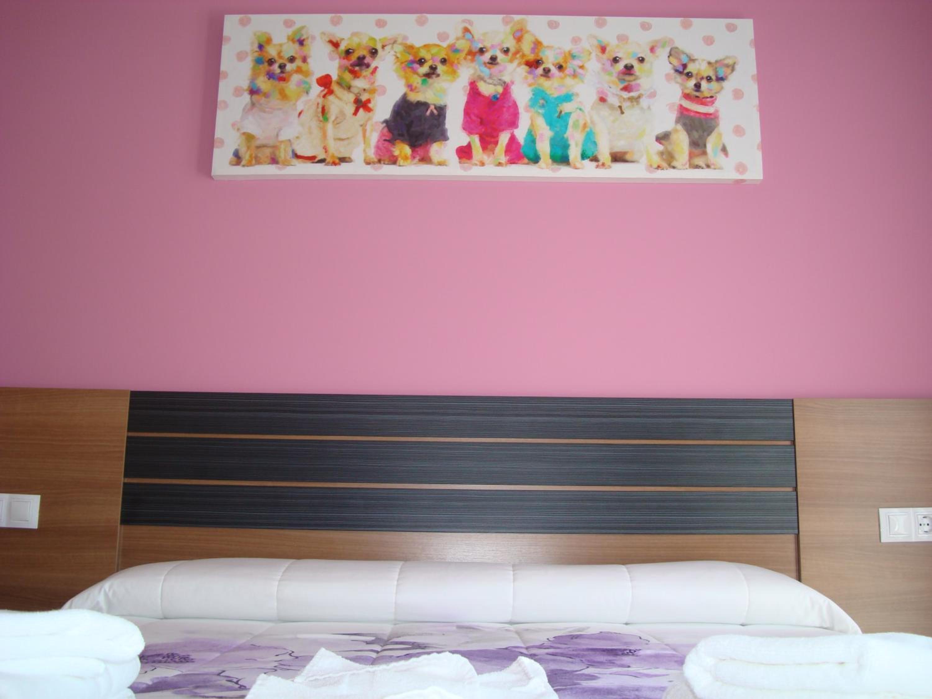Standard Queen Room - Photo 6