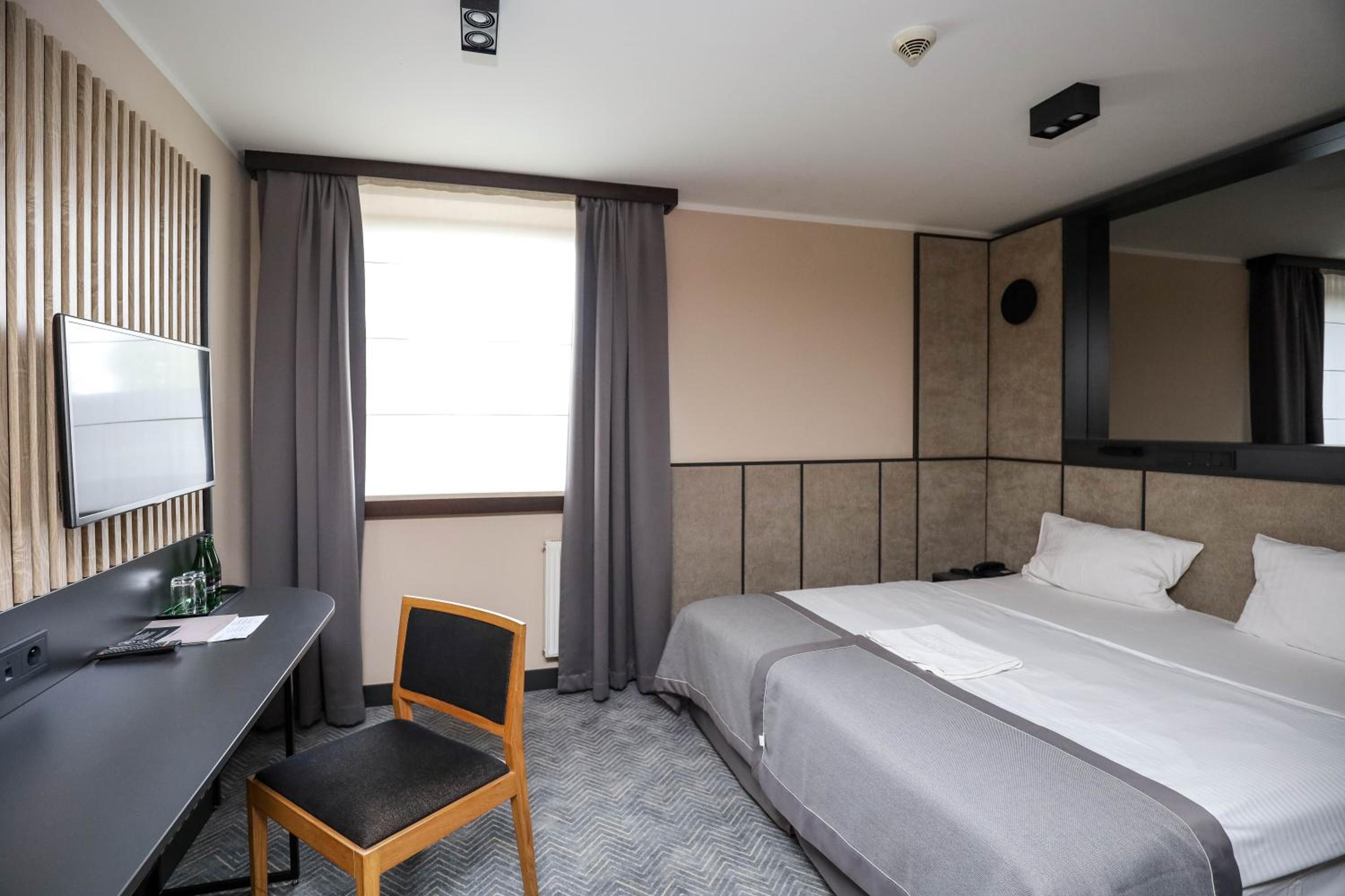 Business Double Room with Gym Access - Photo 14