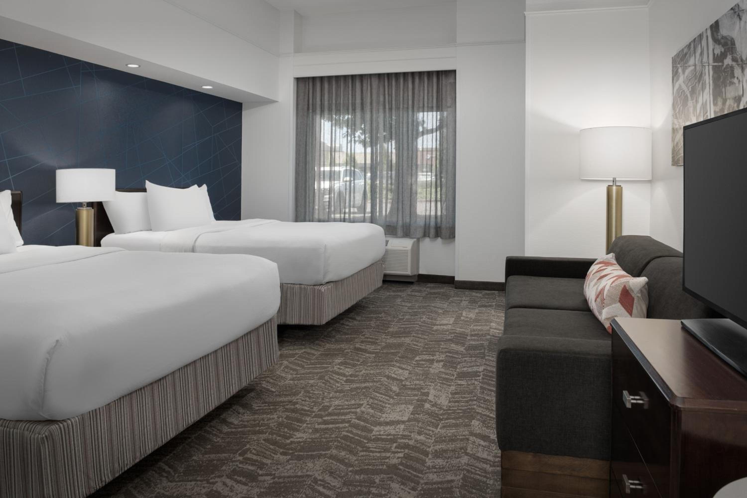Suite with Two Queen Beds and Sofa Bed - Hearing Accessible - Photo 5