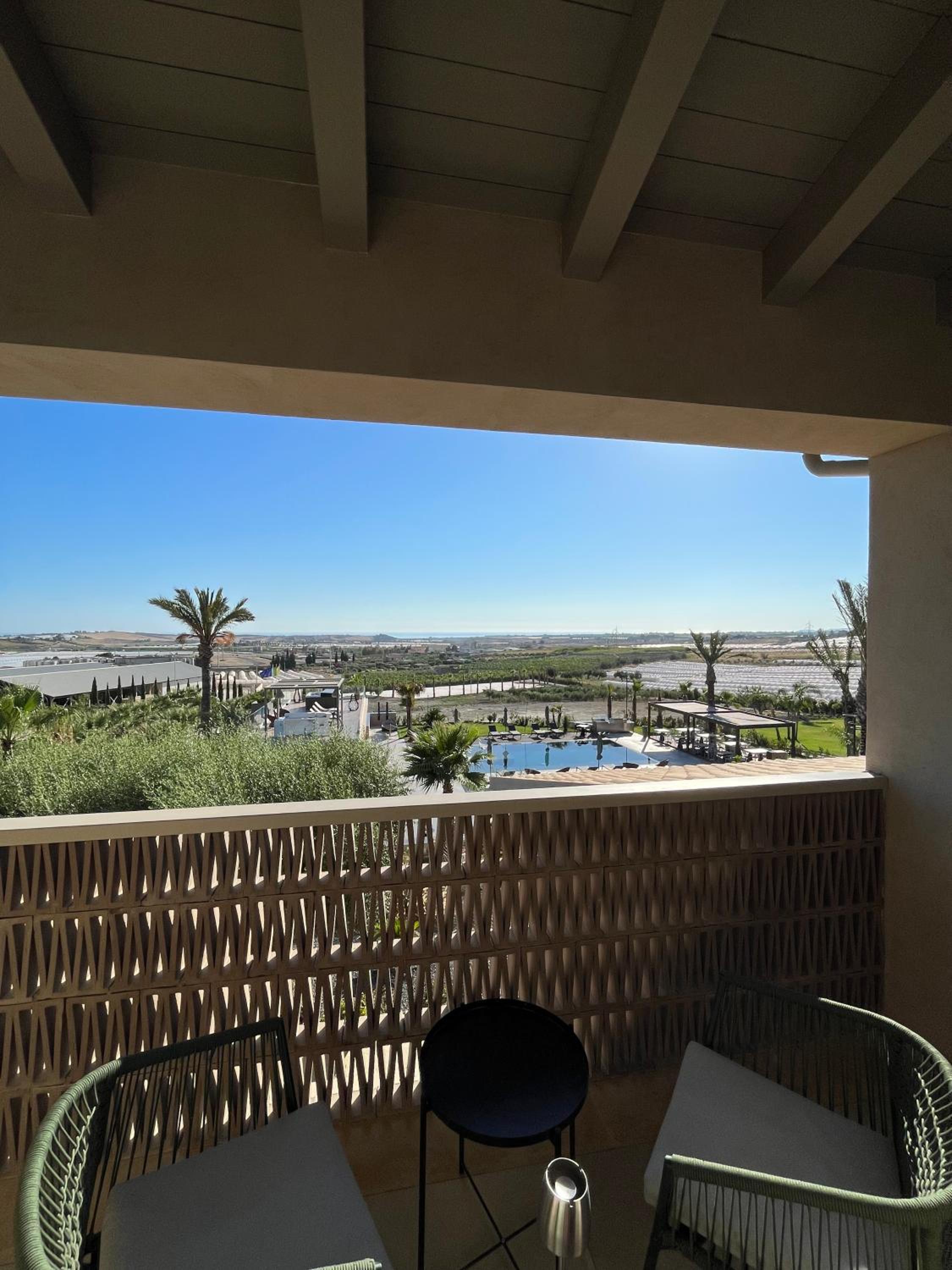 Deluxe Double Room With Sea View photo 3
