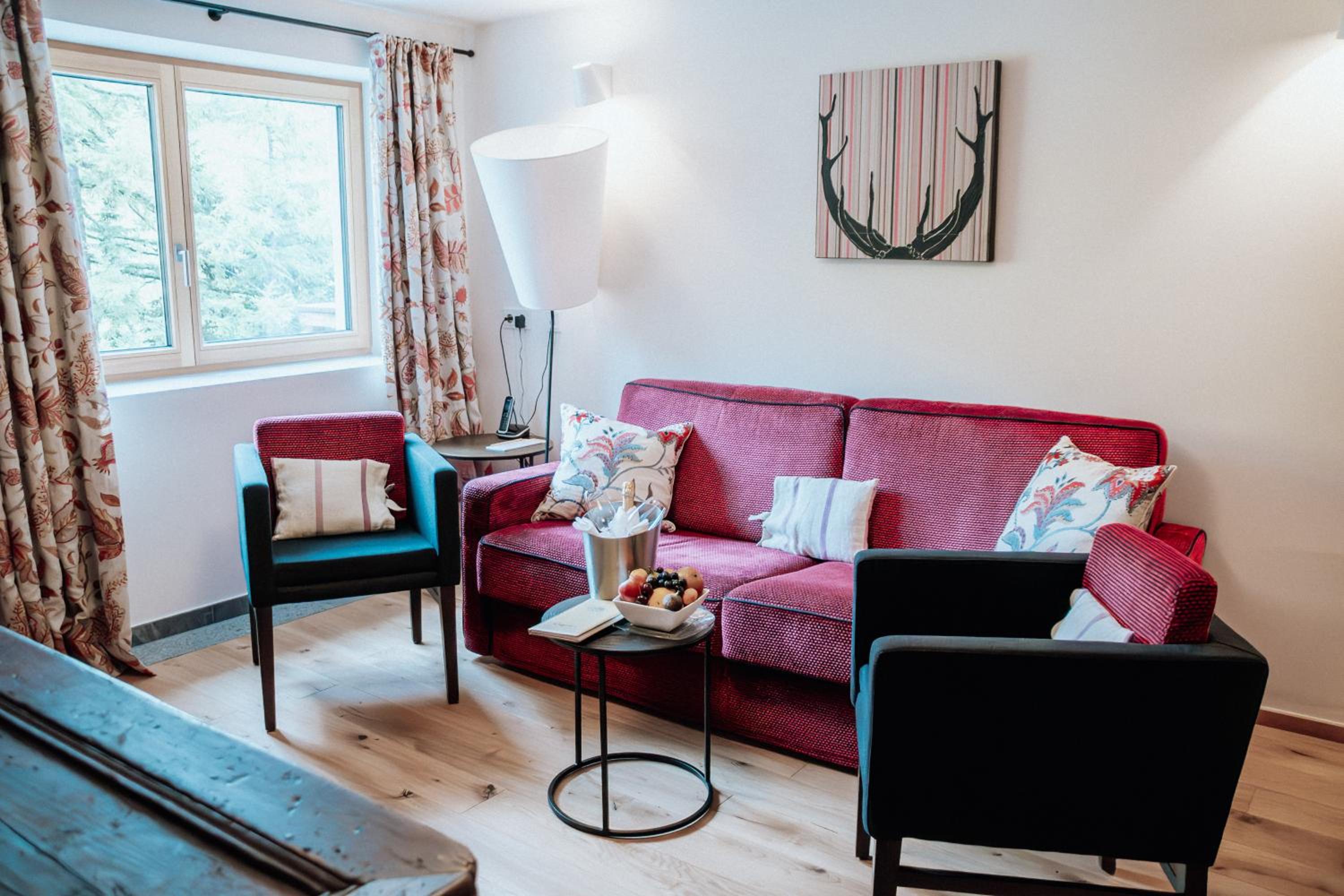 Superior Suite - Photo 10
