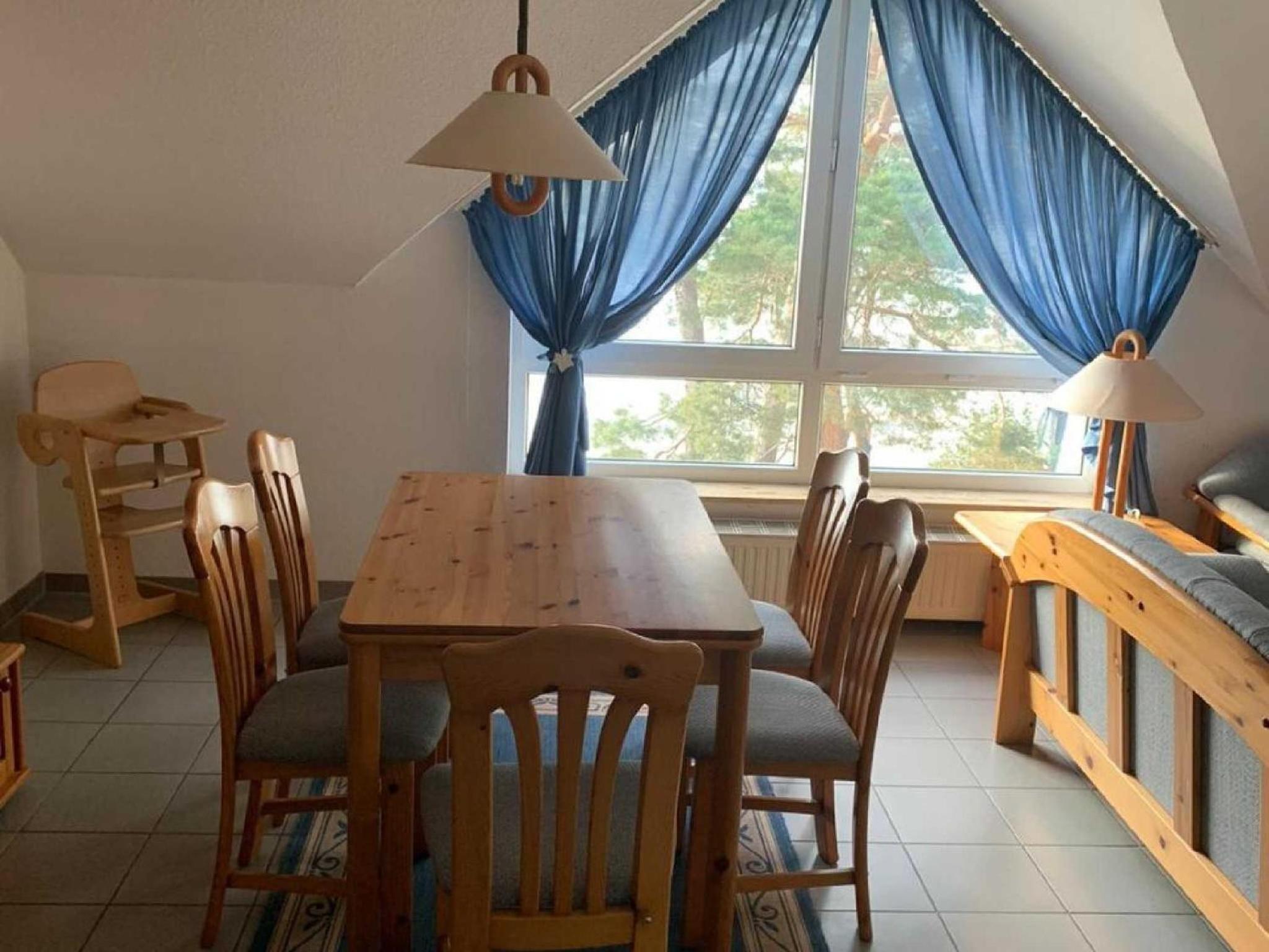 Two-Bedroom Apartment with Balcony photo 3