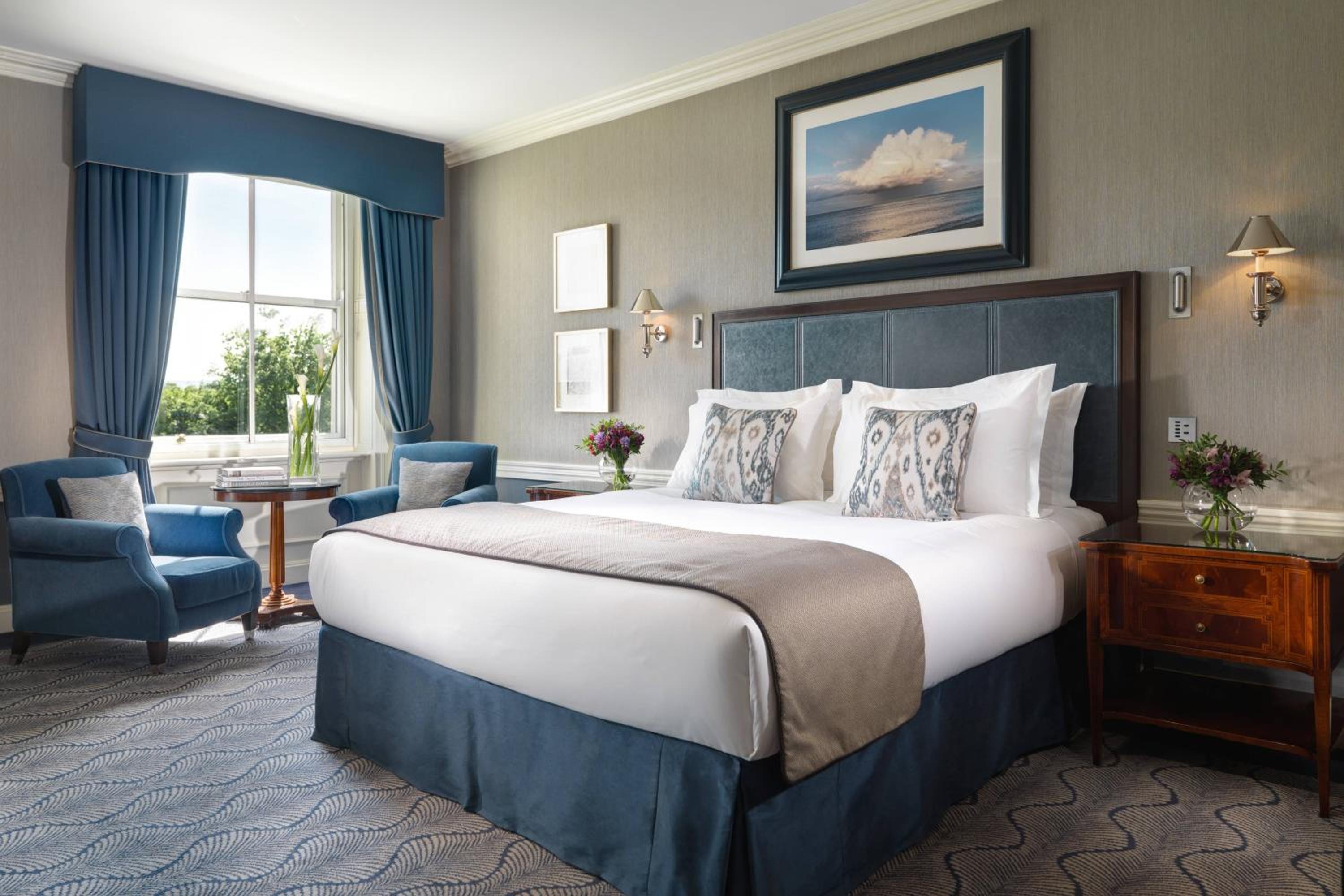 Large King Room with Park View