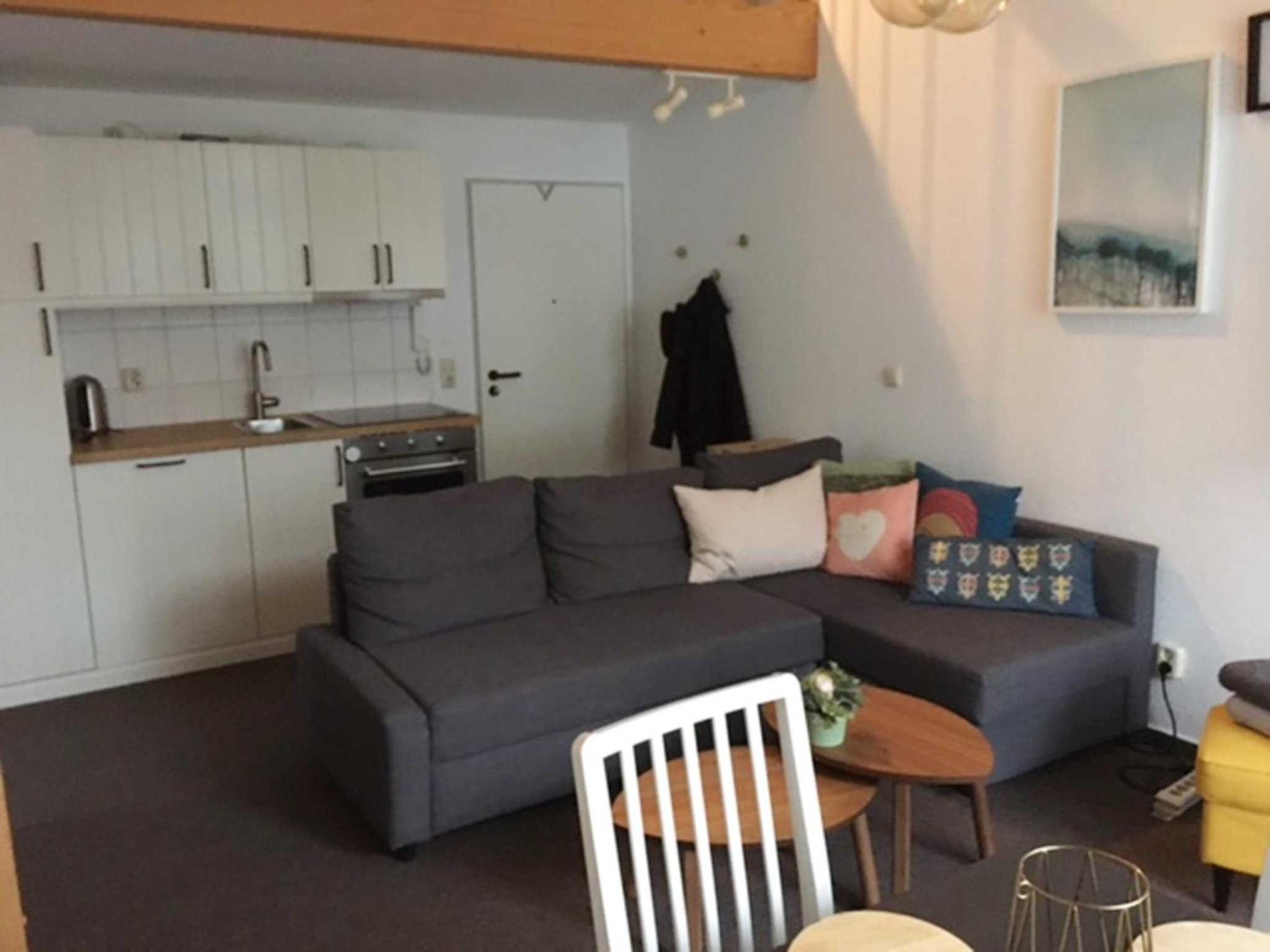 Two-Bedroom Apartment with Balcony photo 3