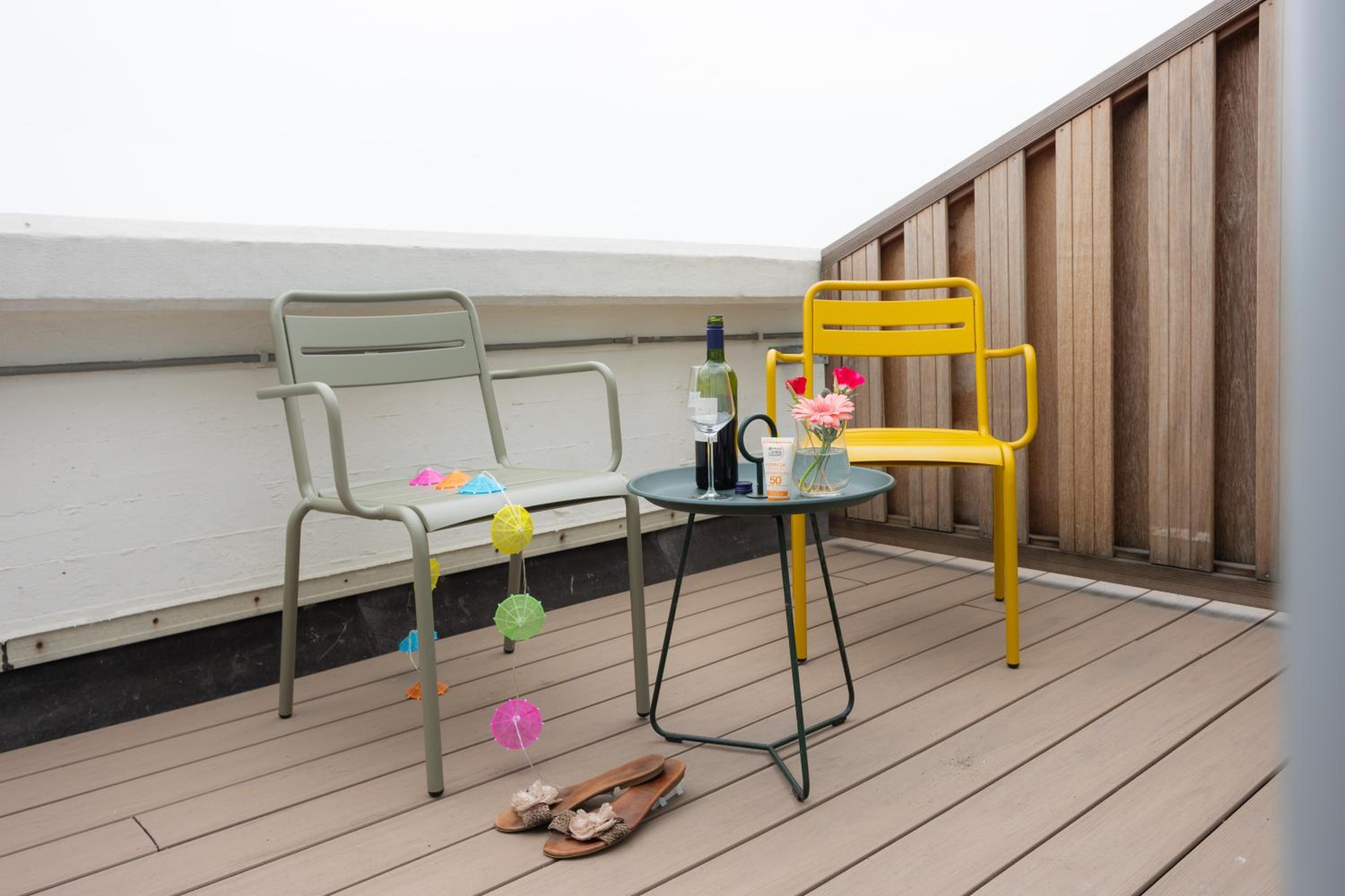 Deluxe Room with Balcony - Top Floor - Photo 6