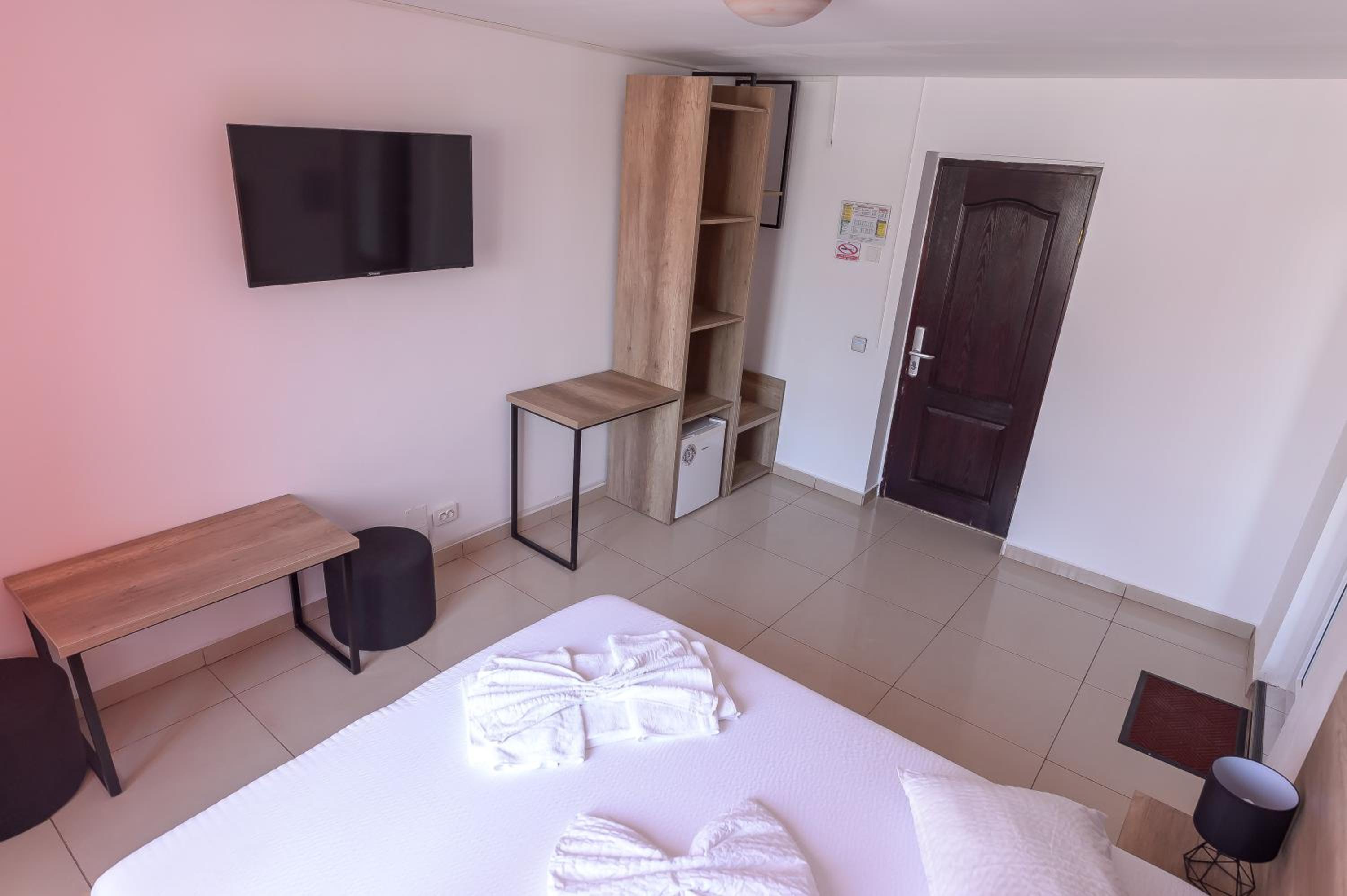 Deluxe Double Room photo 3