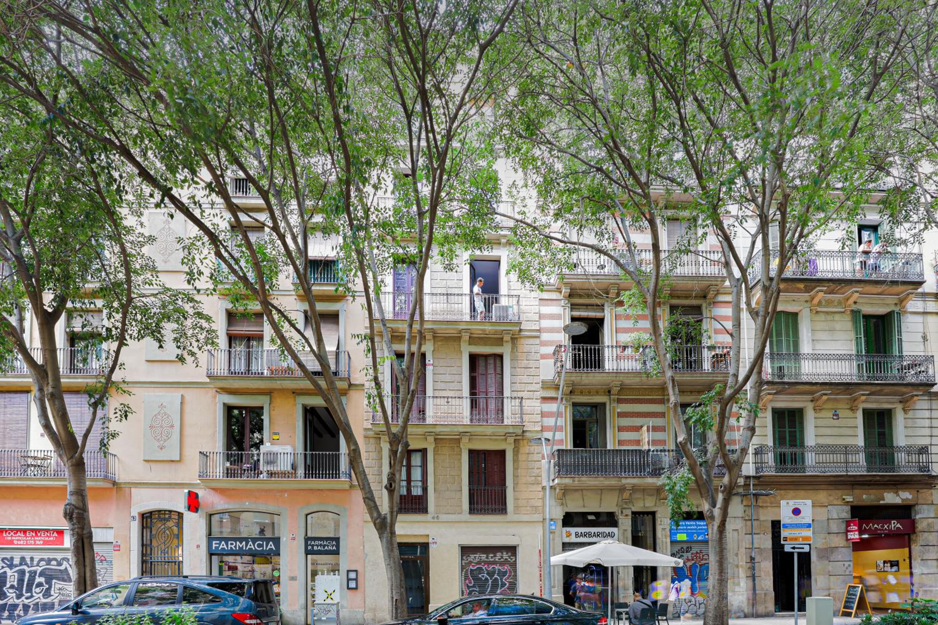 Apartment with Balcony photo 2