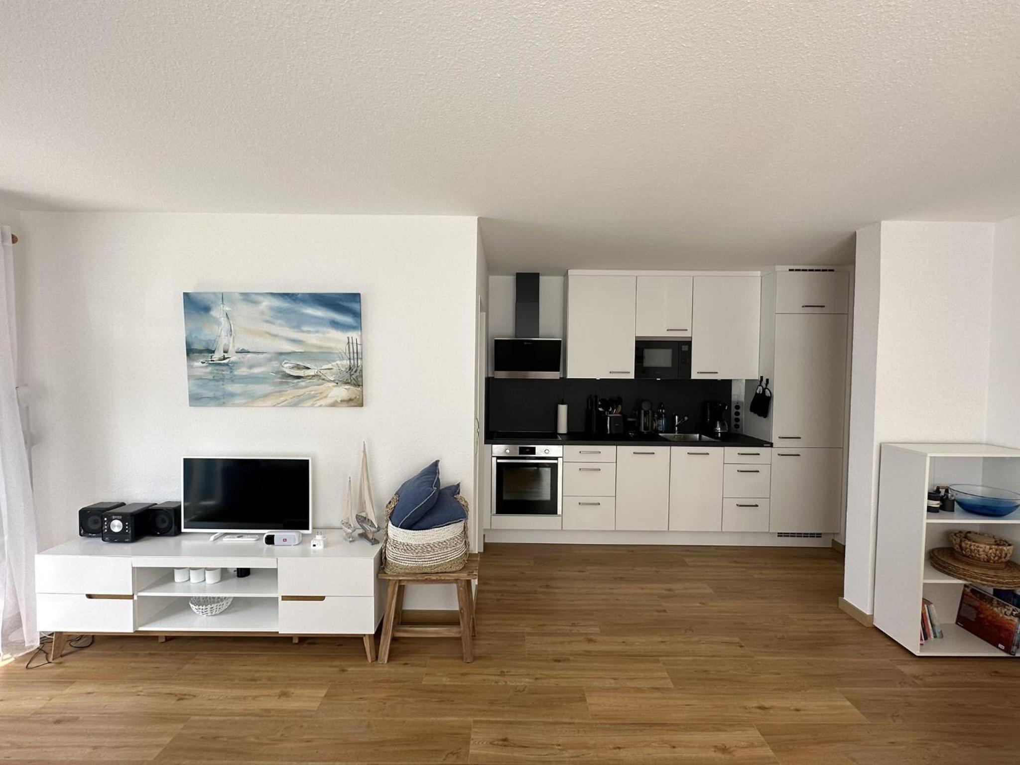 Apartment With Balcony photo 2