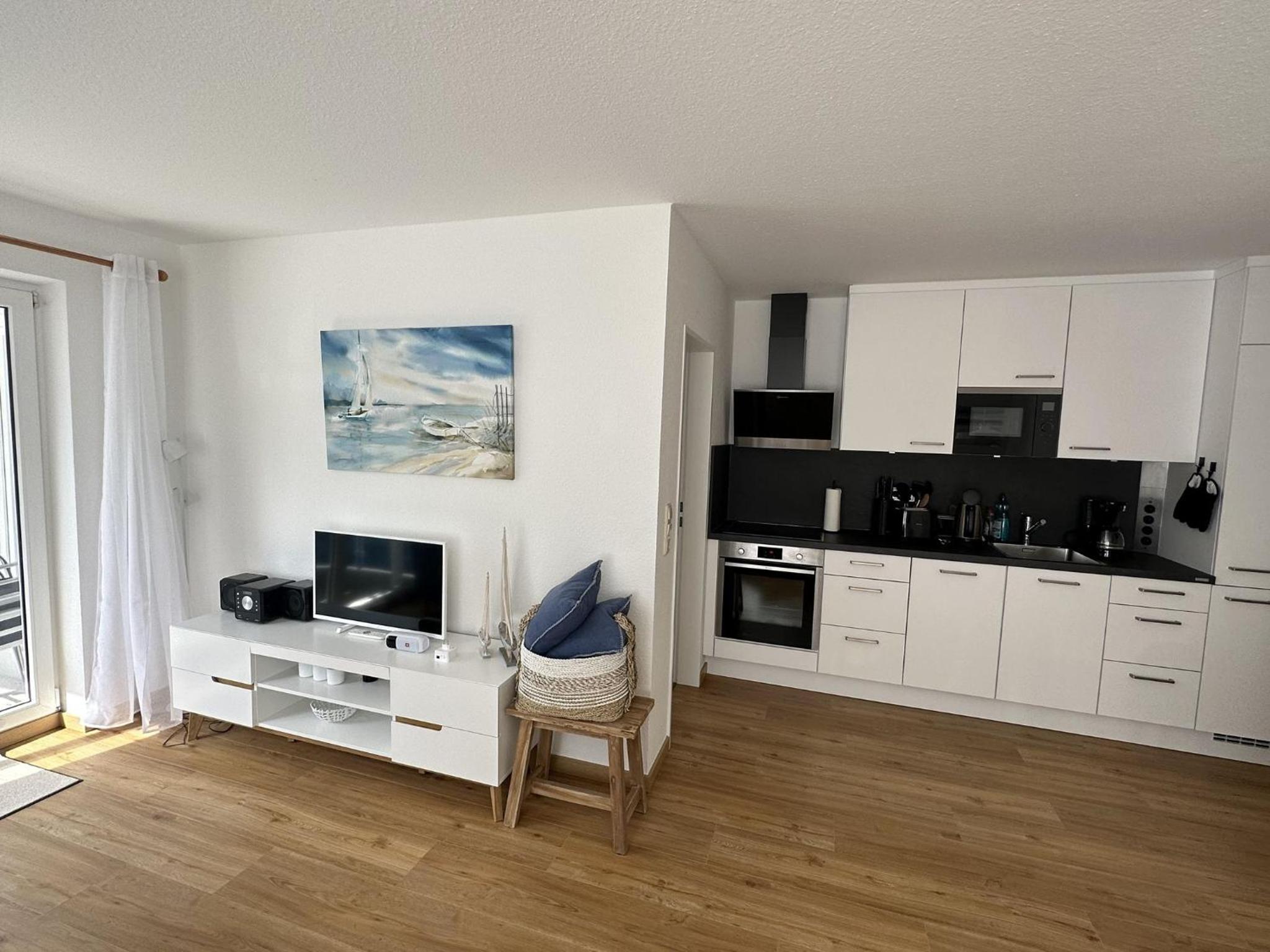 Apartment With Balcony photo 3