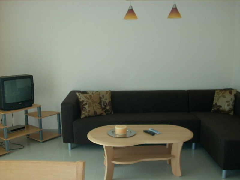 Three-Bedroom Apartment with Terrace photo 1