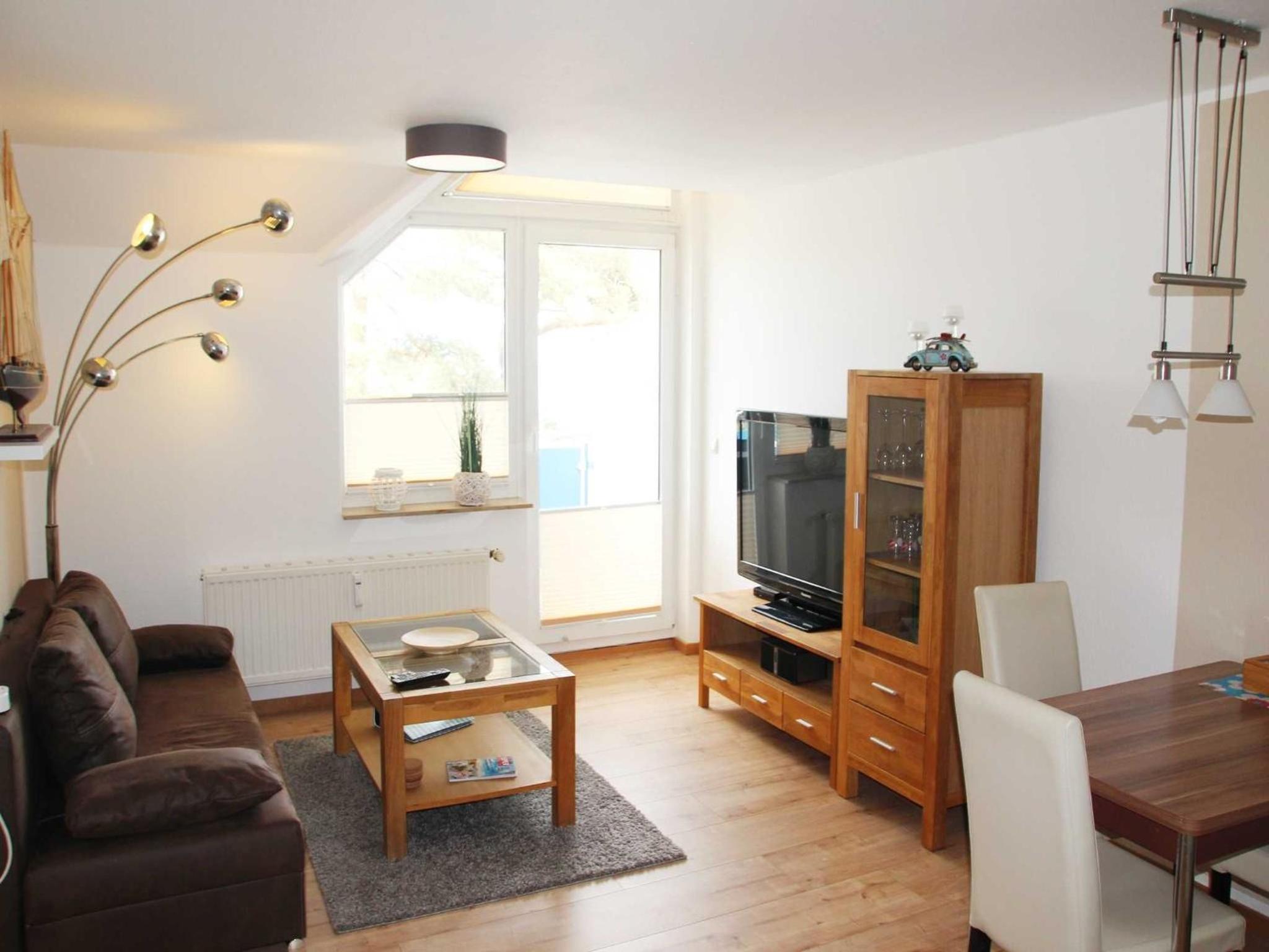 One-Bedroom House photo 1