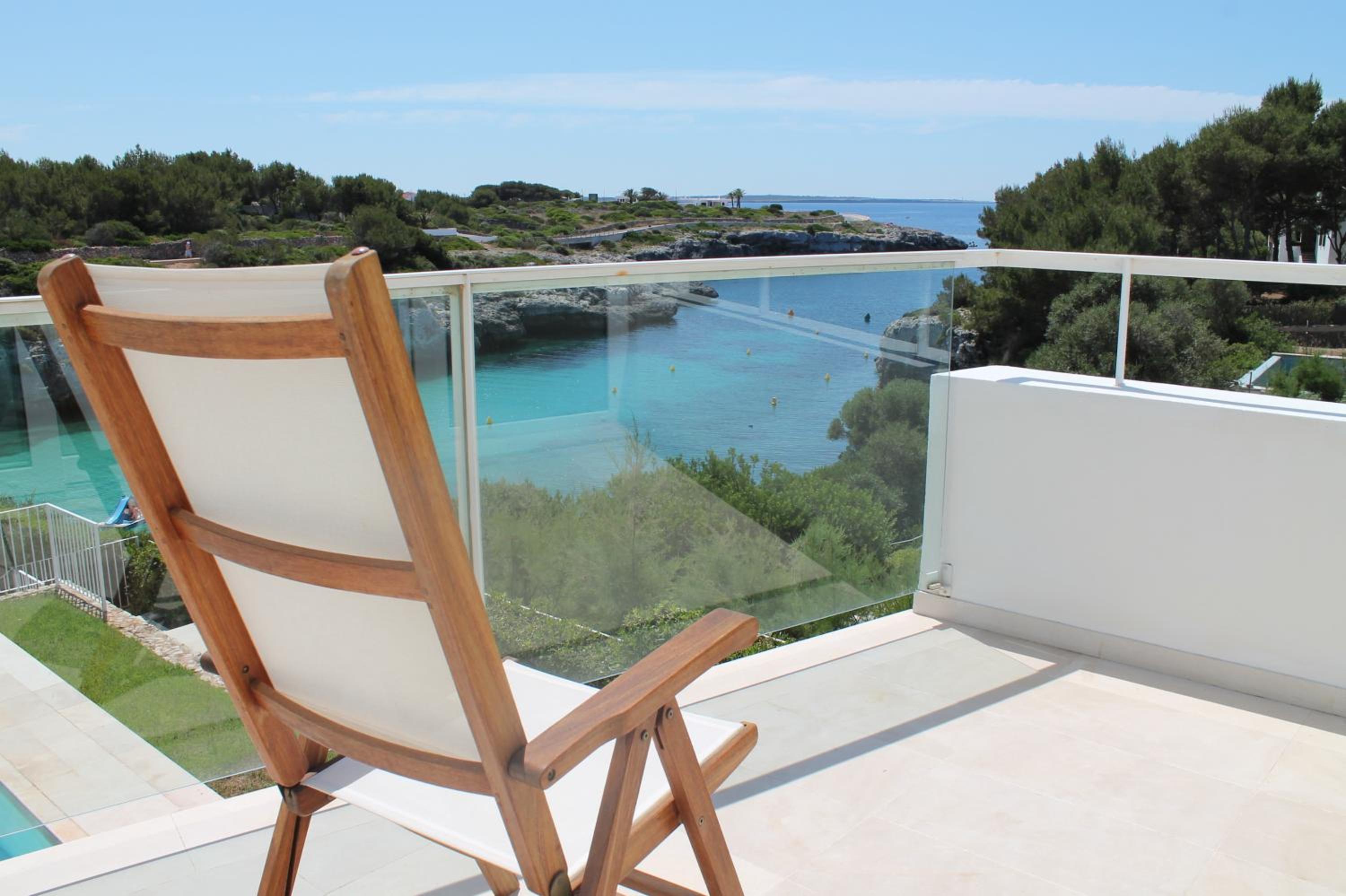 Four-Bedroom Villa with Sea View photo 2