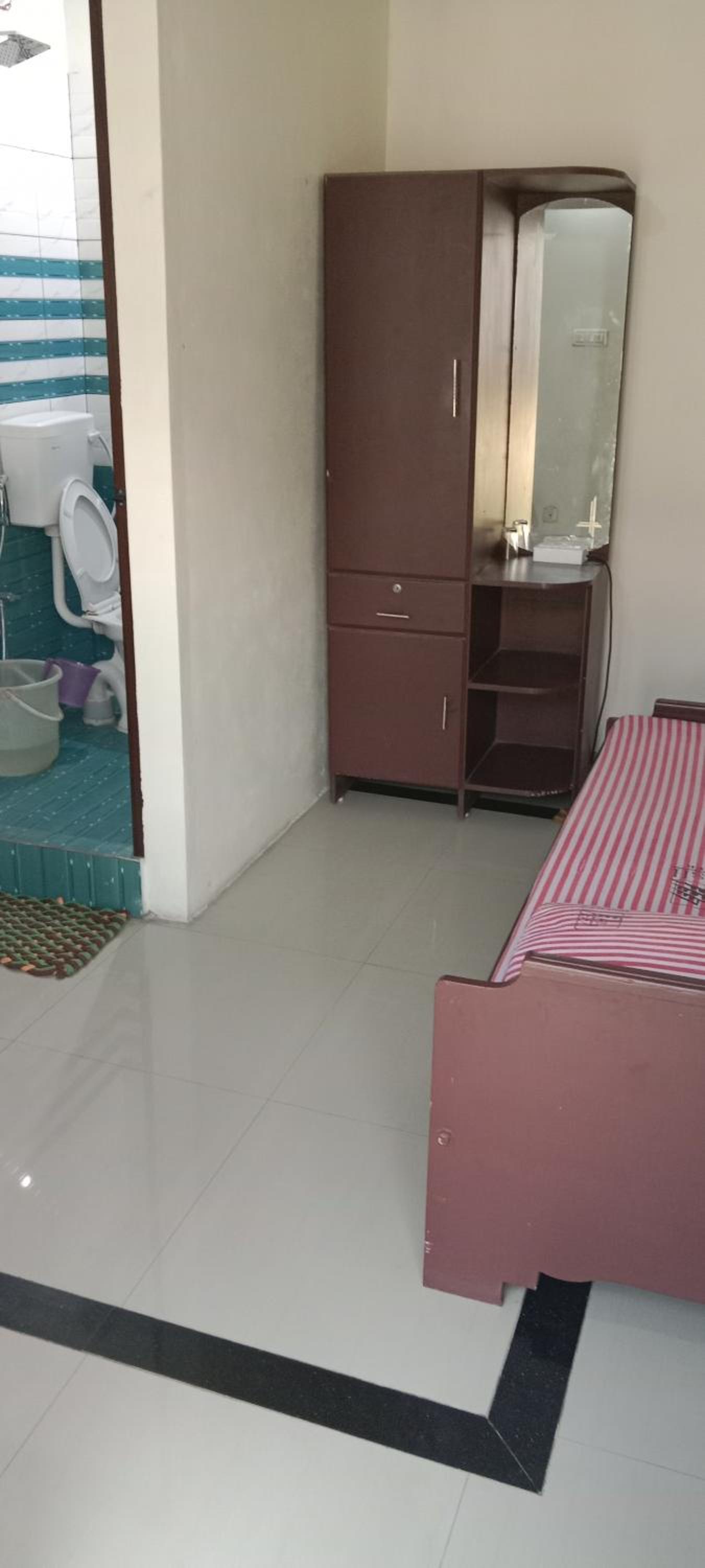 Budget Single Room