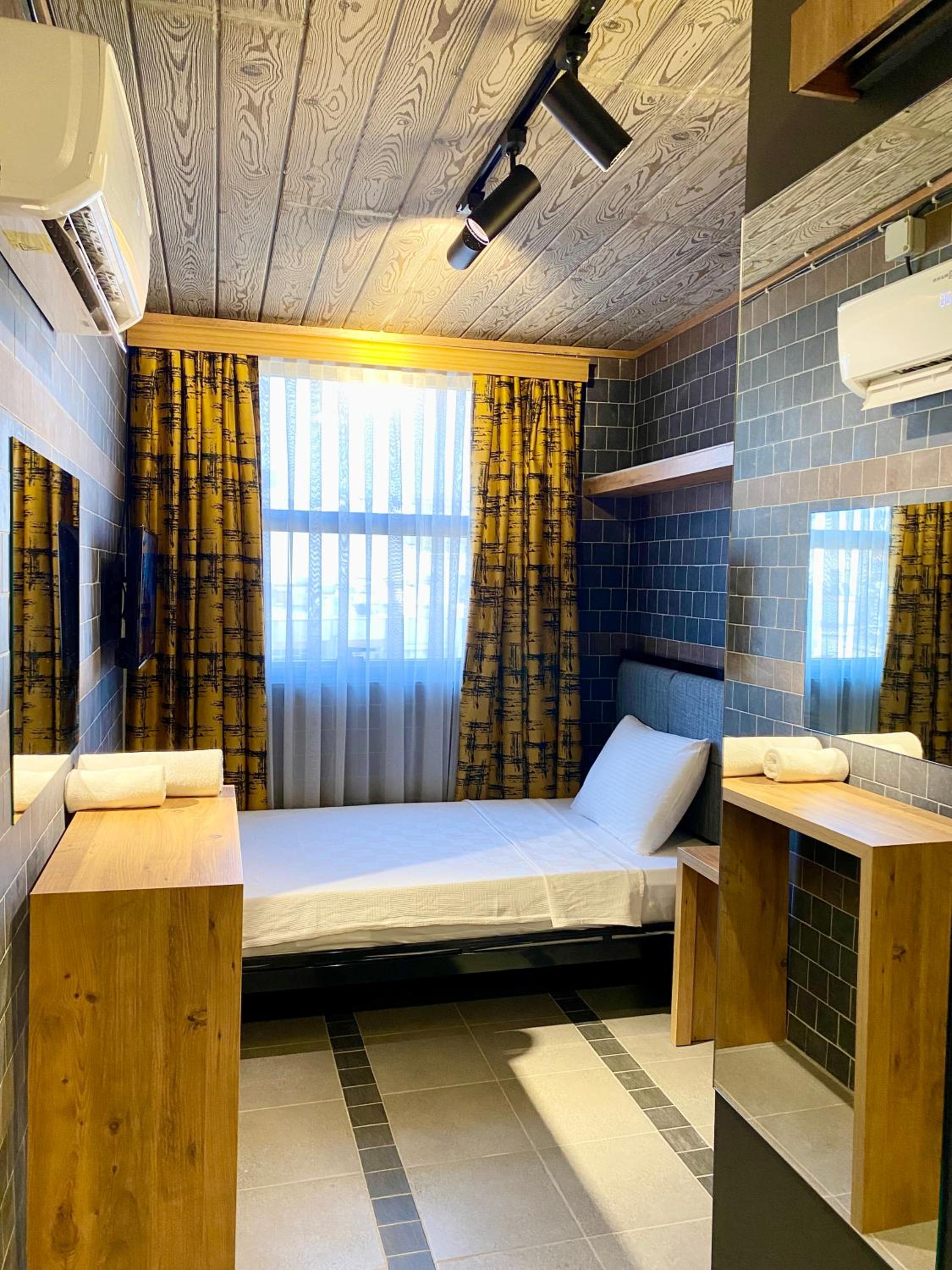 Economy Single Room