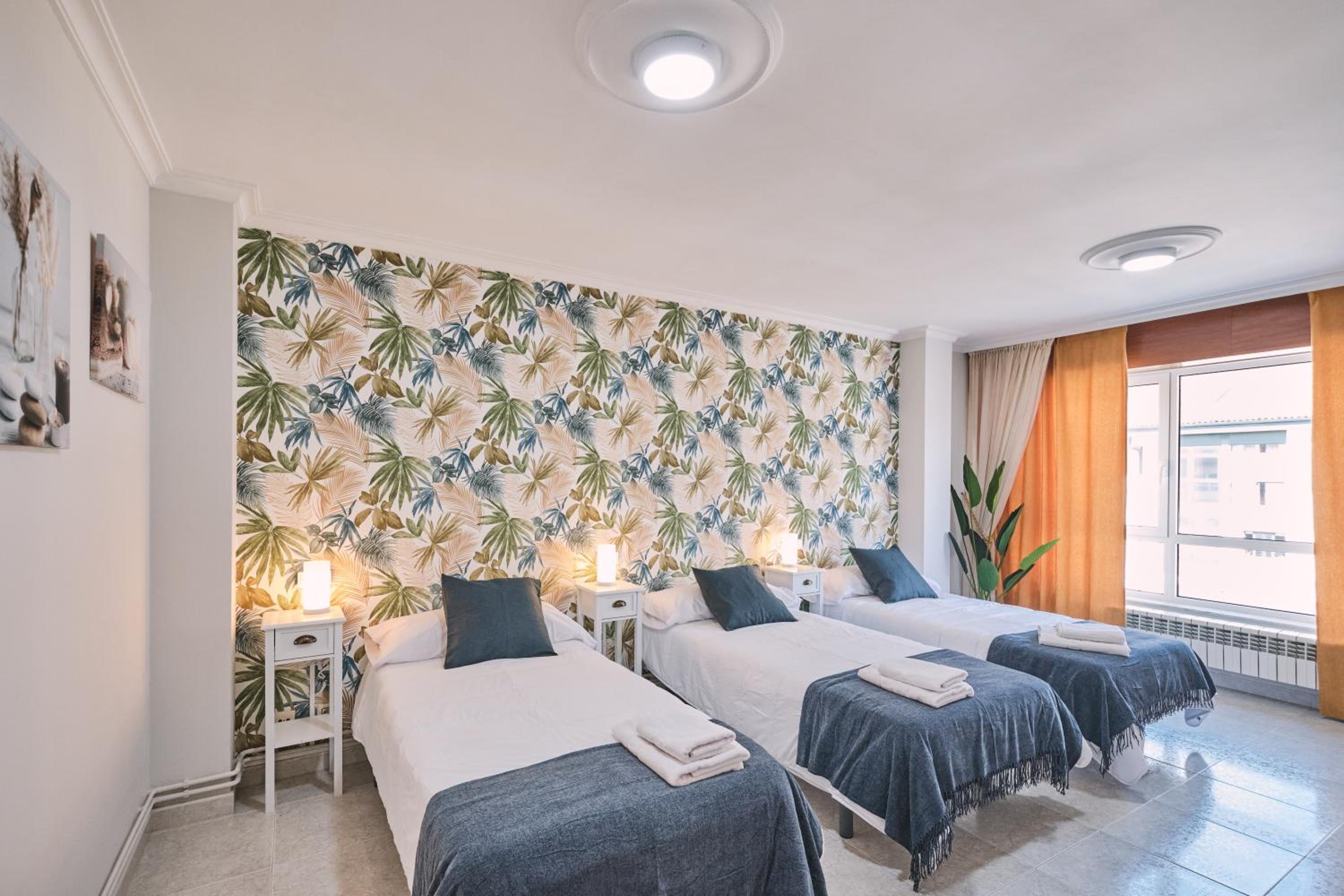 Triple Room with Shared Bathroom photo 3