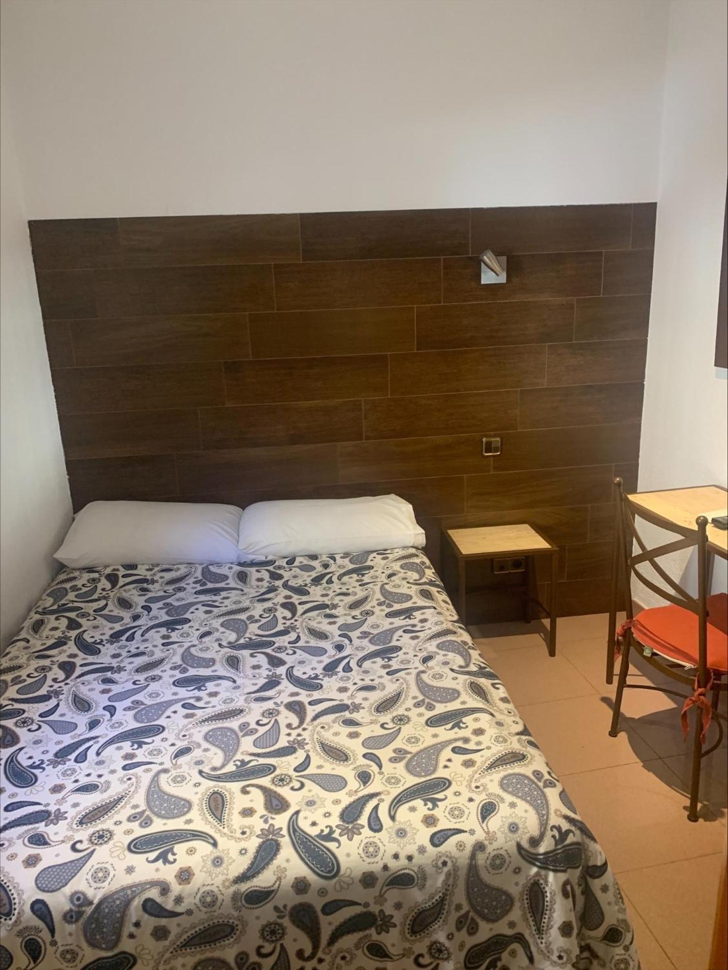 Habitación Individual Pequeña