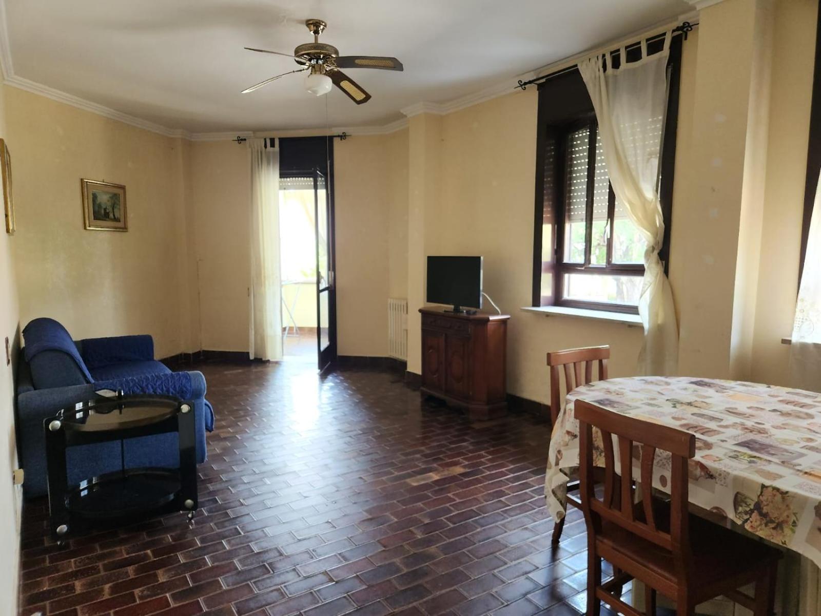 Two-Bedroom Apartment - Photo 10