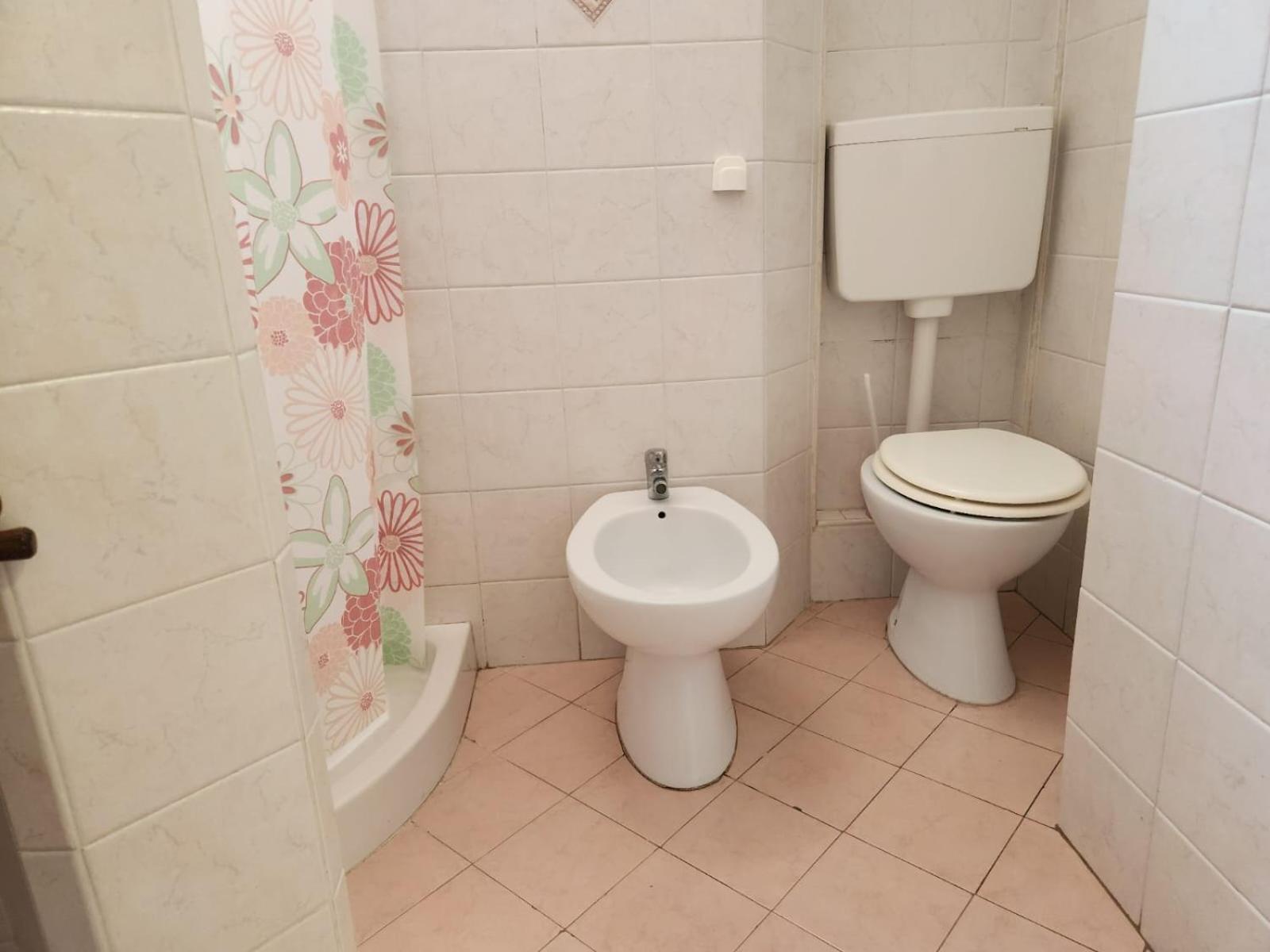Two-Bedroom Apartment - Photo 9