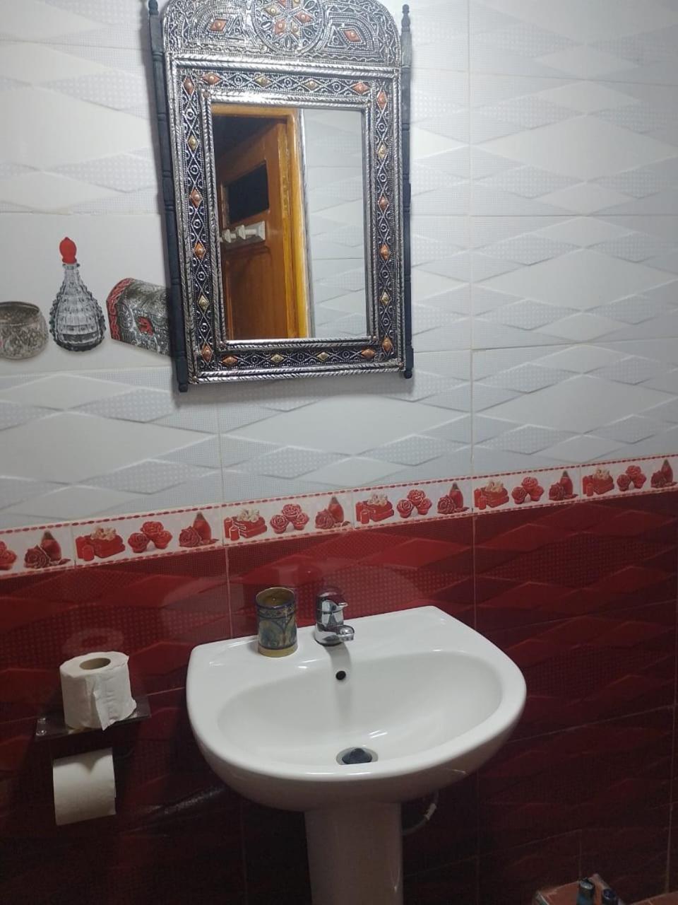 Double Room - Photo 9