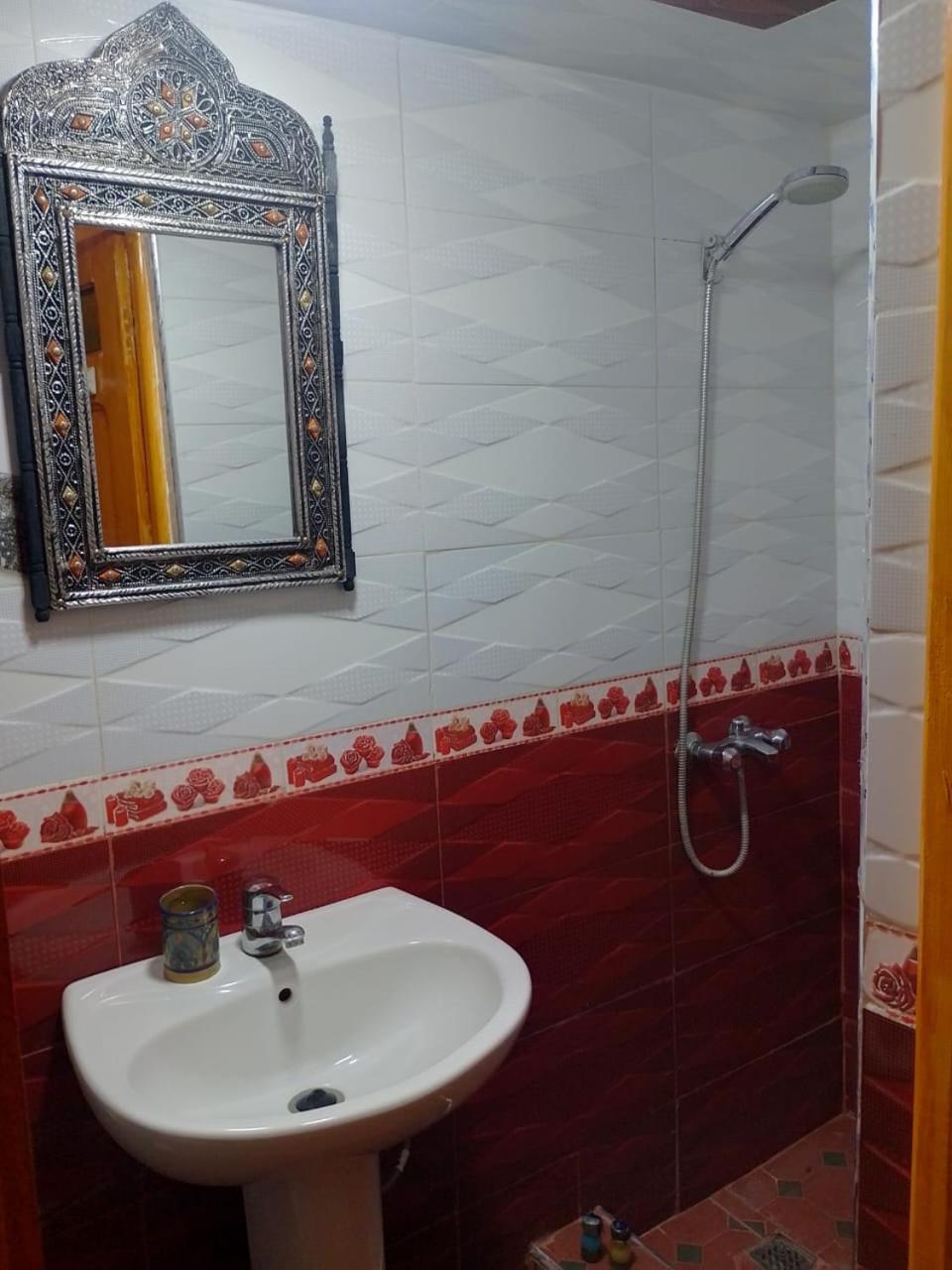 Double Room - Photo 10