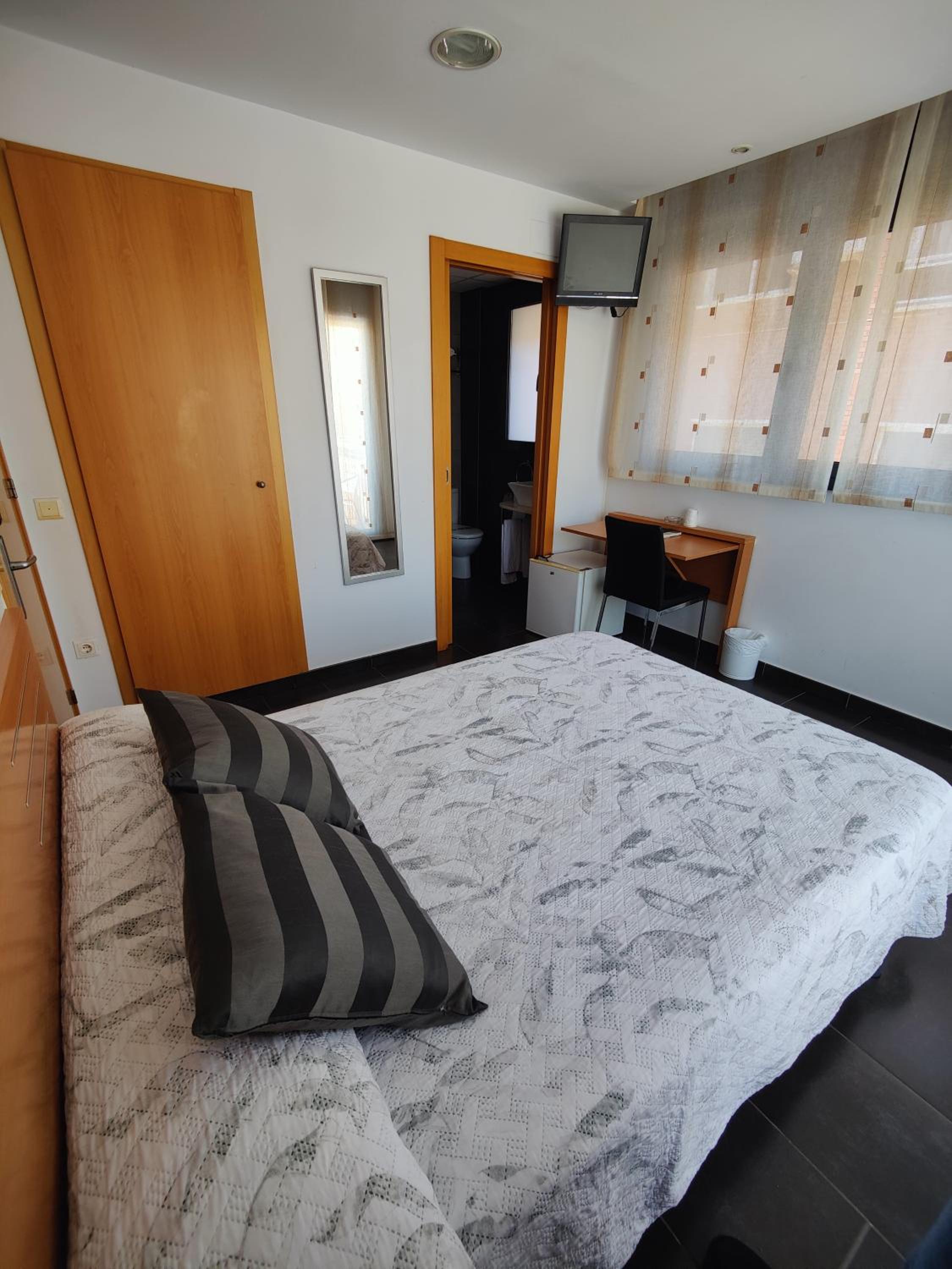Habitación Doble con Baño Privado