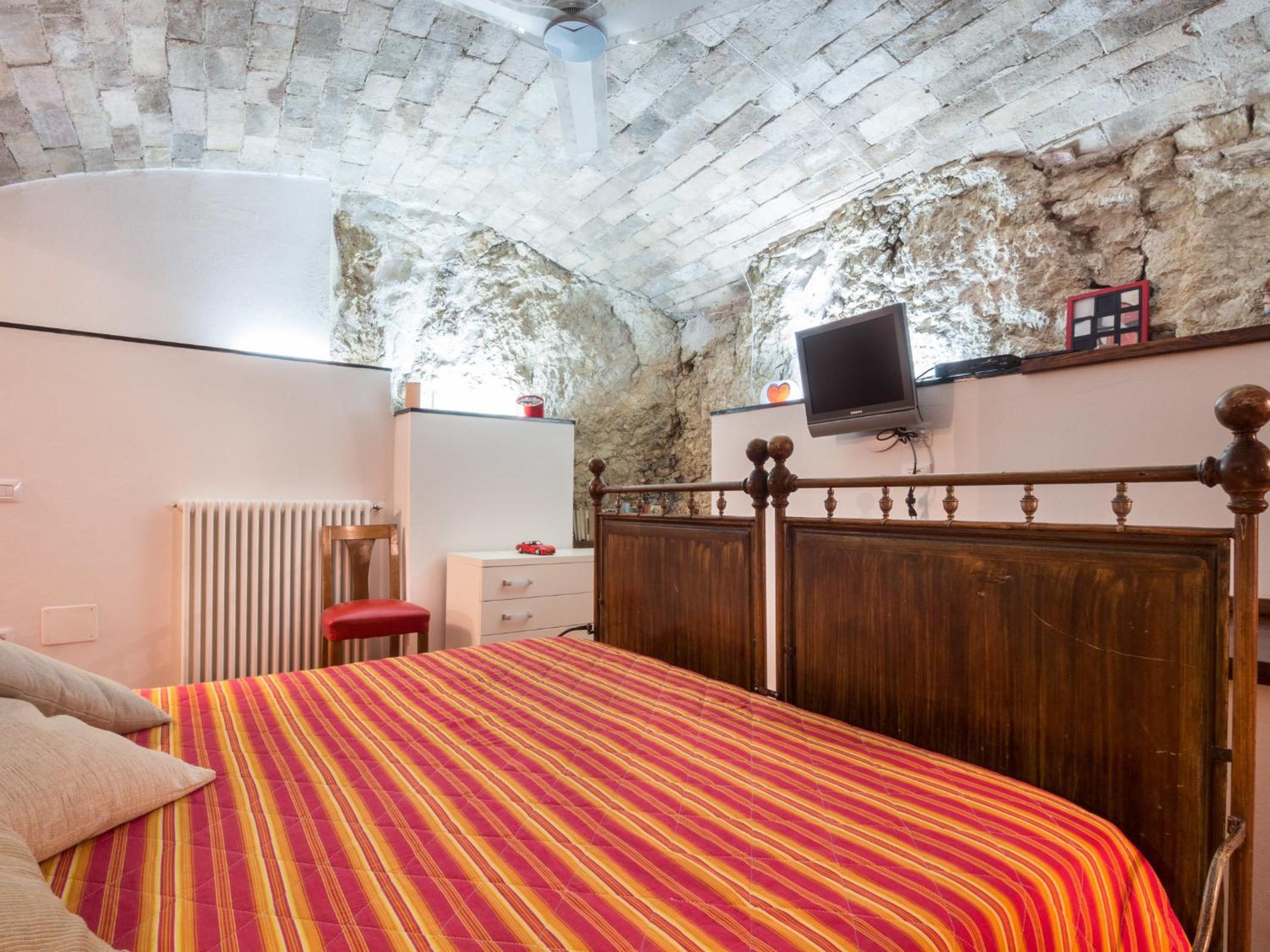 One-Bedroom Apartment (3 Adults) photo 3