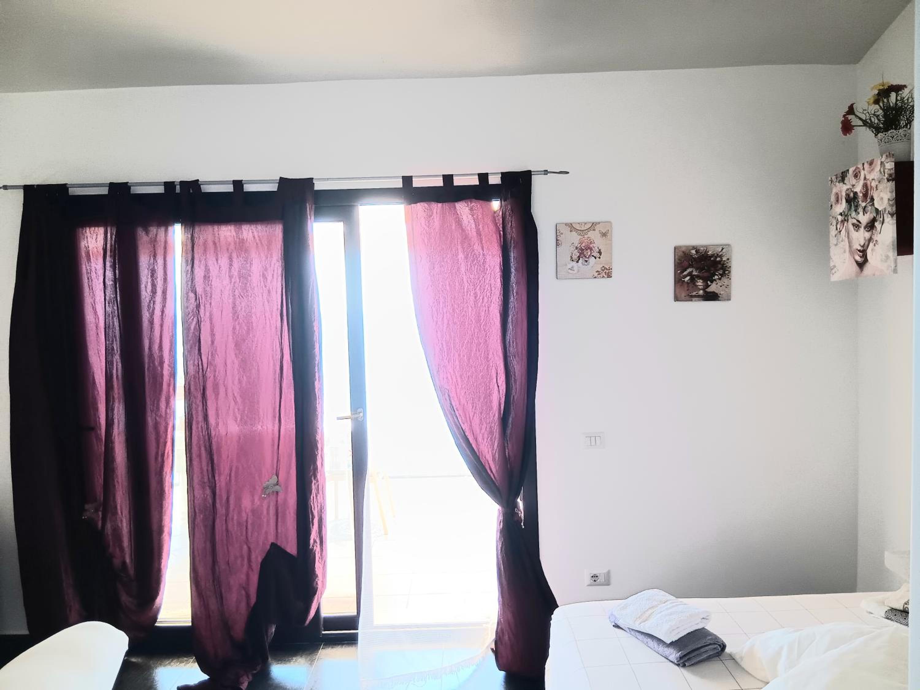 Studio with Sea View - Photo 8