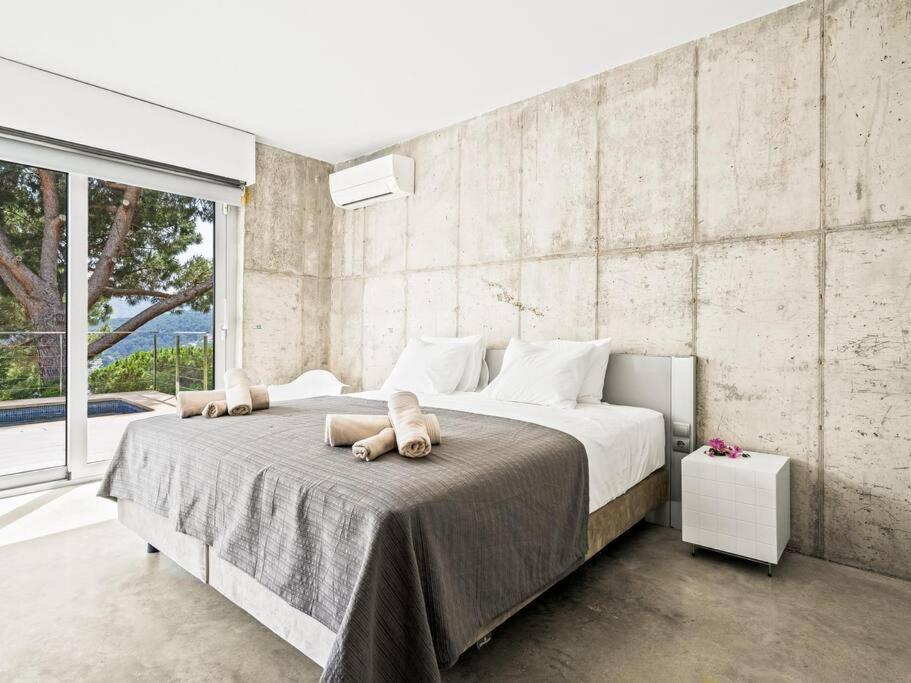 Villa photo 3