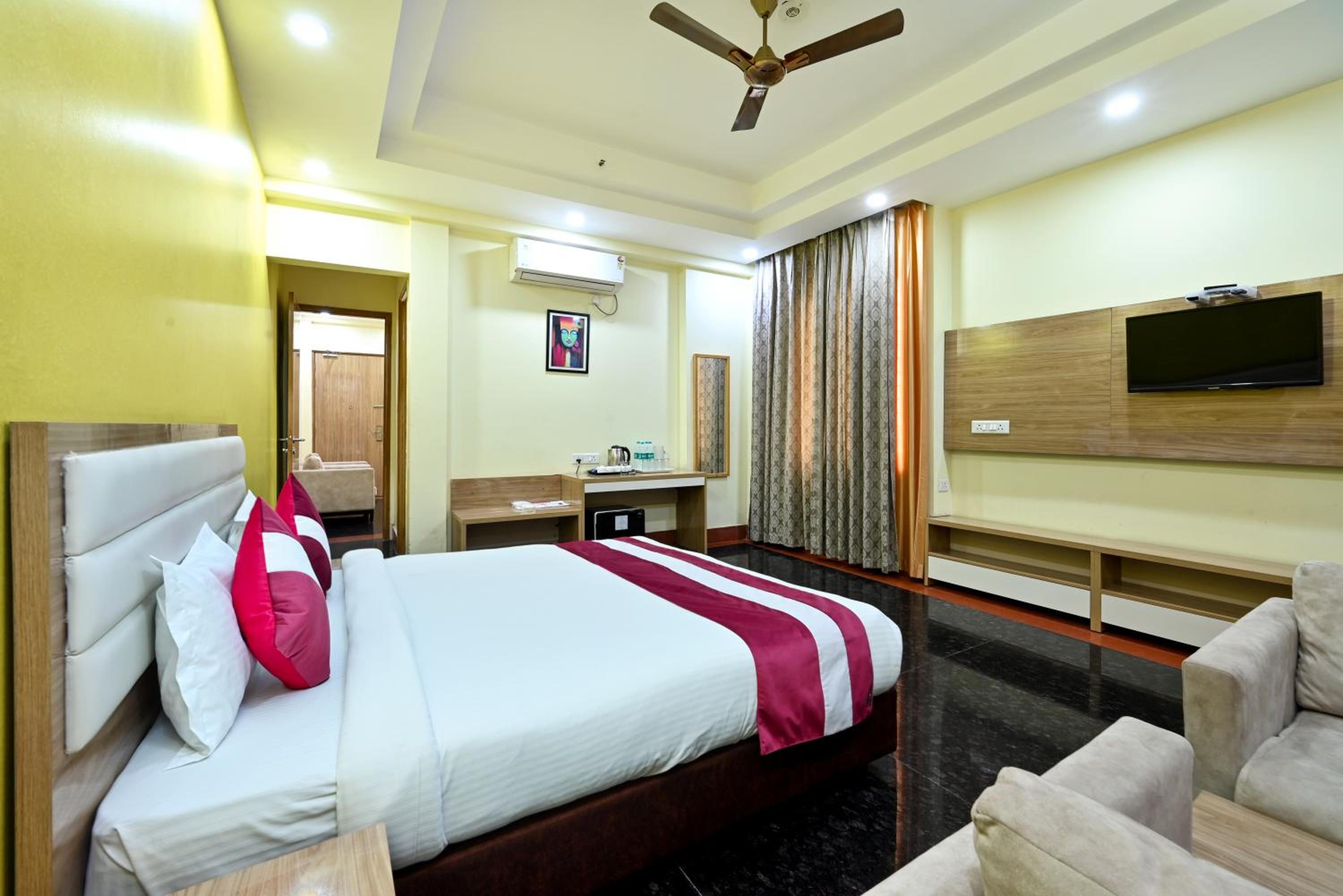 Family Suite - Photo 15